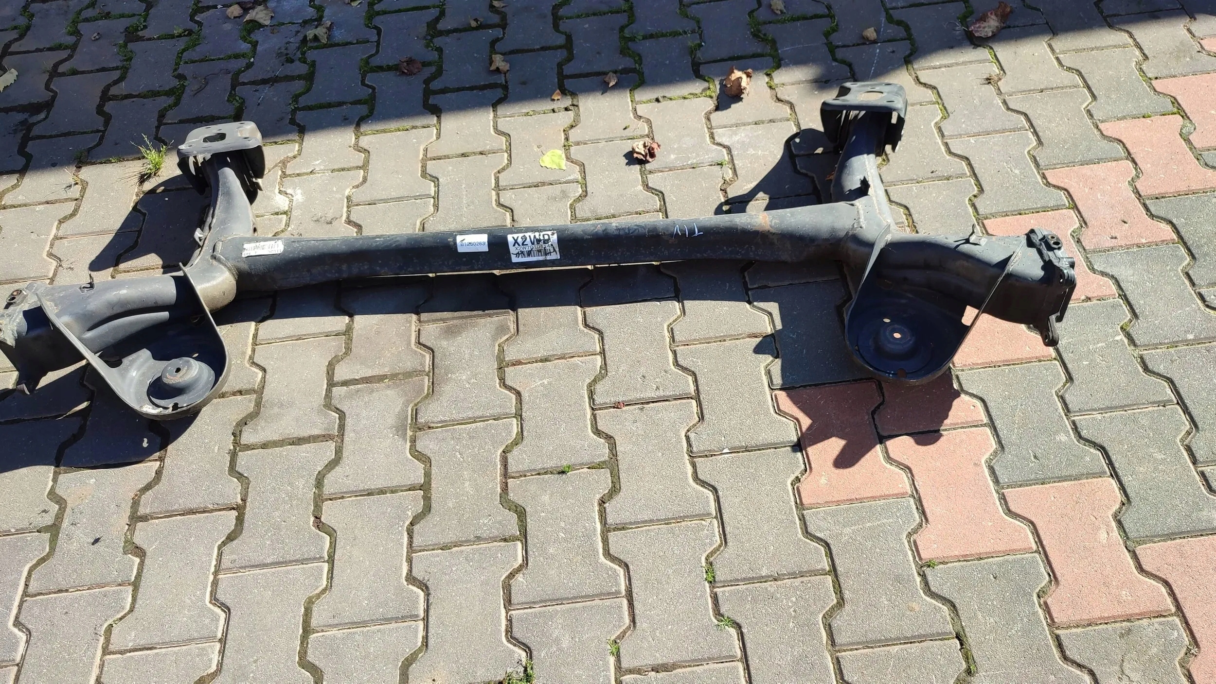 SsangYong Tivoli 2016 sider rear part axis