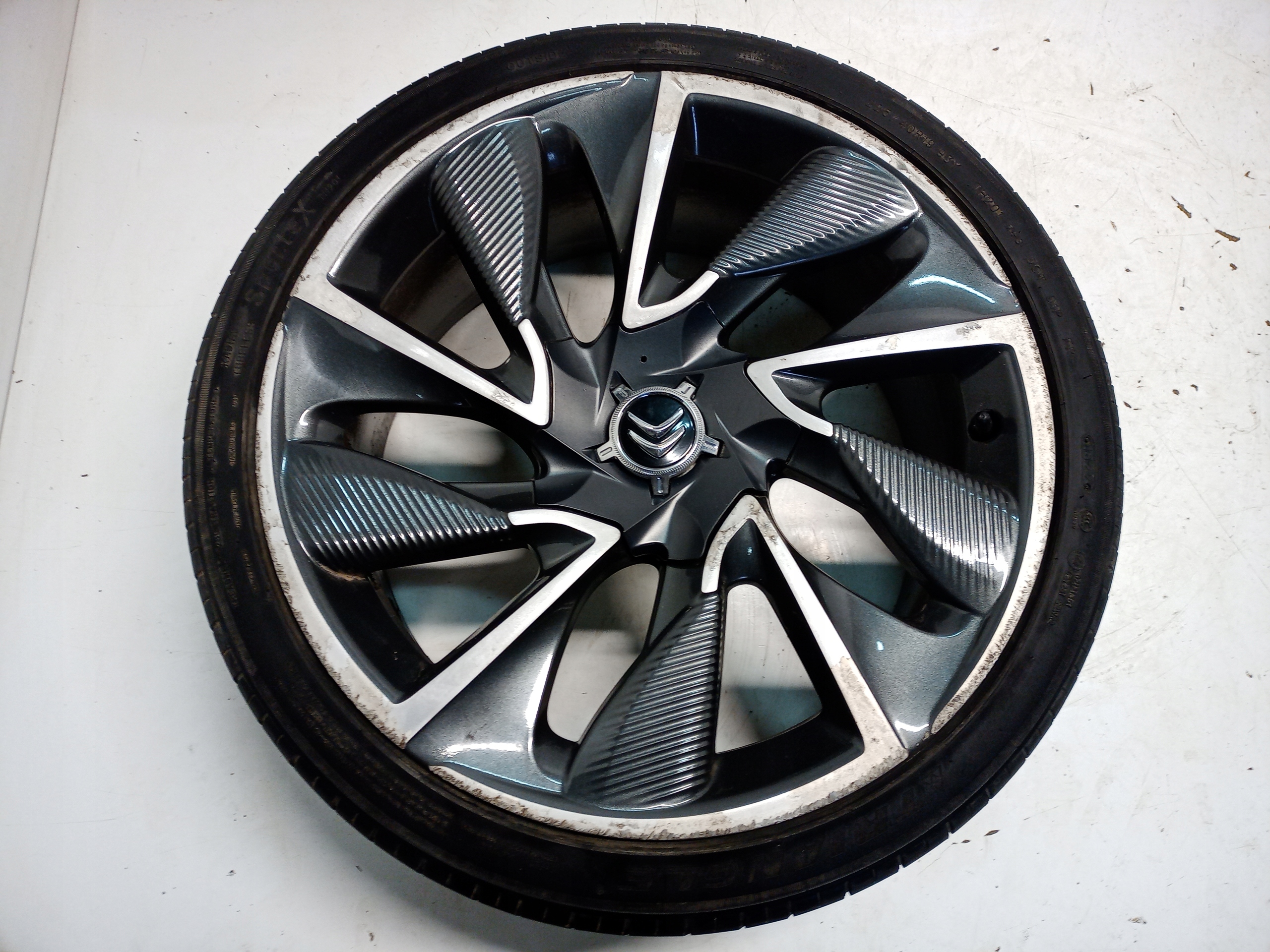 KOŁA FELGI ALUMINIOWE 19 CITROEN C4 II B7 DS4 DS5 Marka opon inna