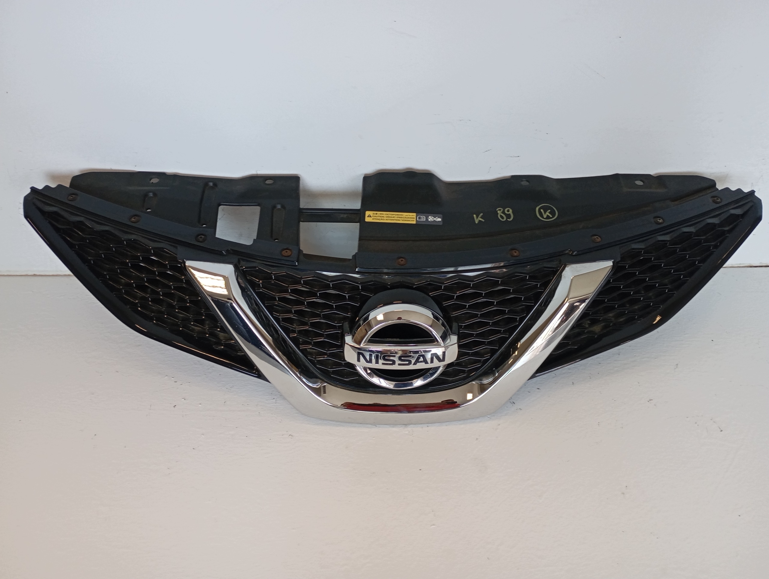 Grille NISSAN QASHQAI II J11