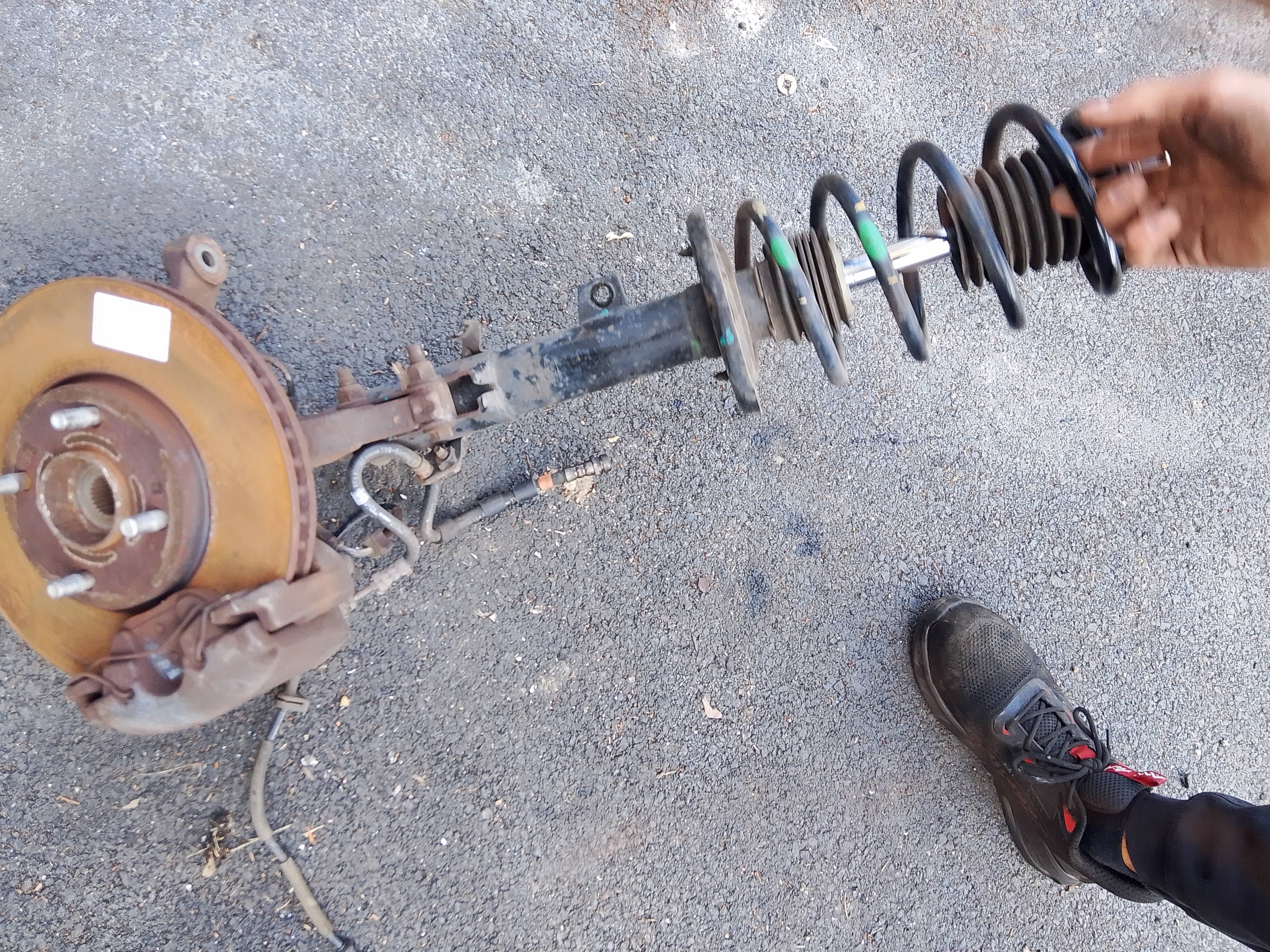 FORD ECOSPORT поворотный кулак, цапфа, амортизатор правый передний B515DN1C18045