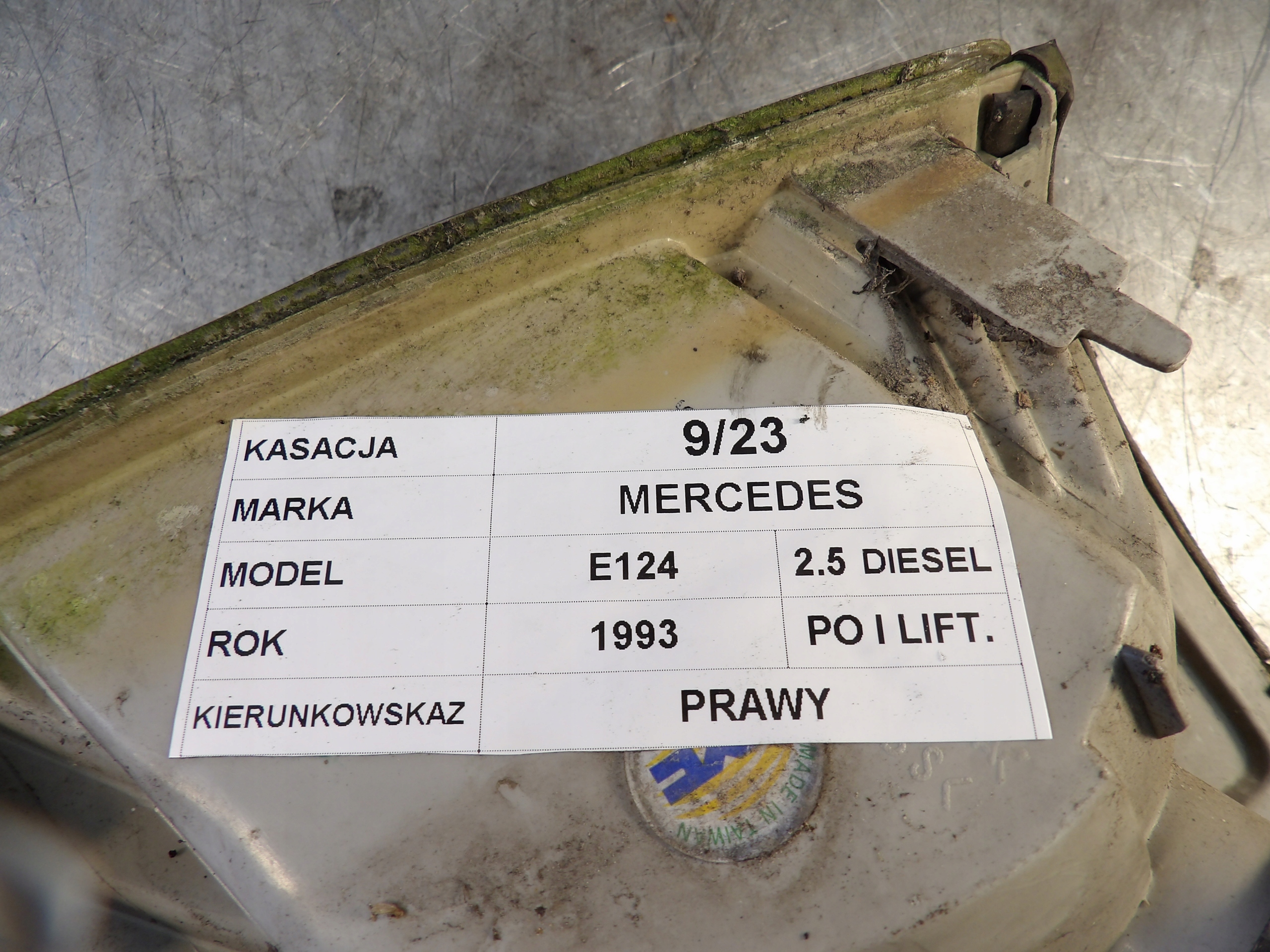indicator right Mercedes E124 18-3289B