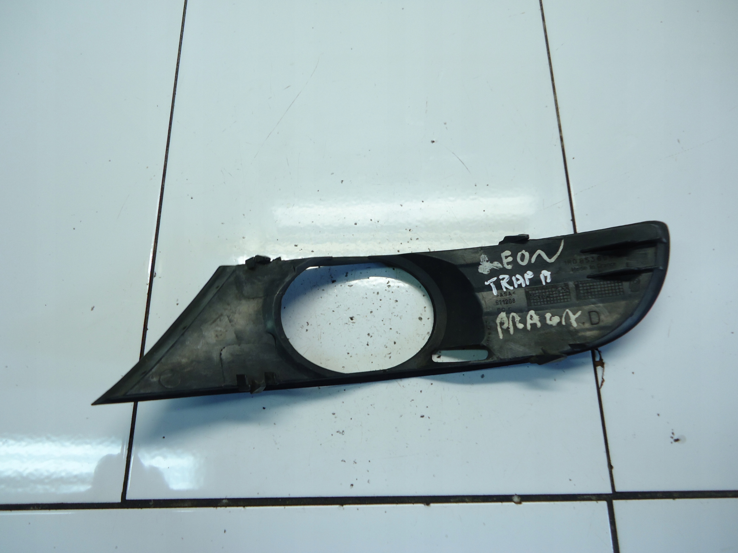 SEAT LEON Grille Couvre Feux antibrouillard 8L0807489A