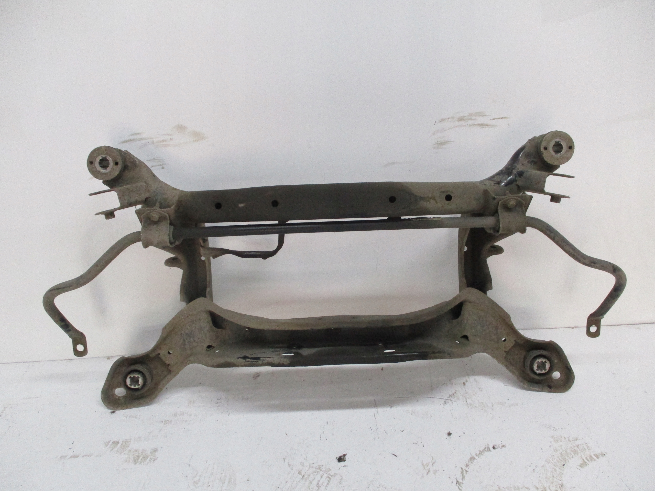 axle beam subframe axle beam rear part VOLVO V60 2,0D 11R