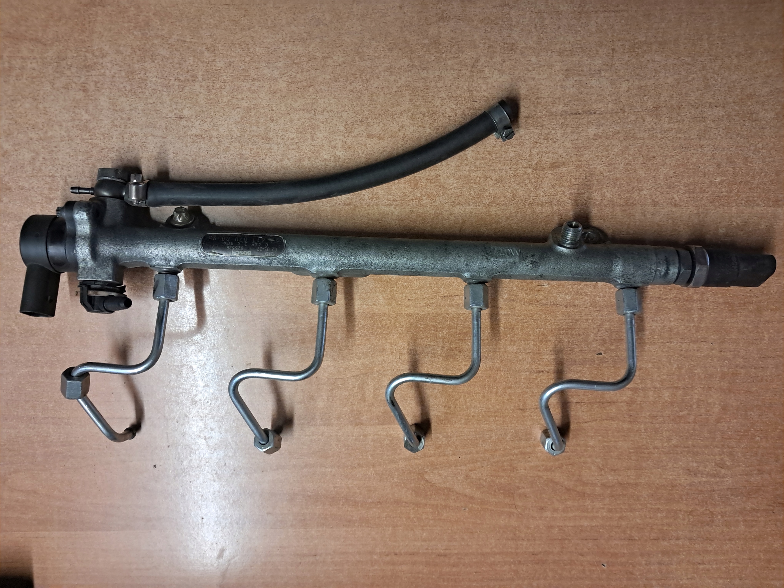 Rampe injection MERCEDES W203 2,2CDI A6110700095