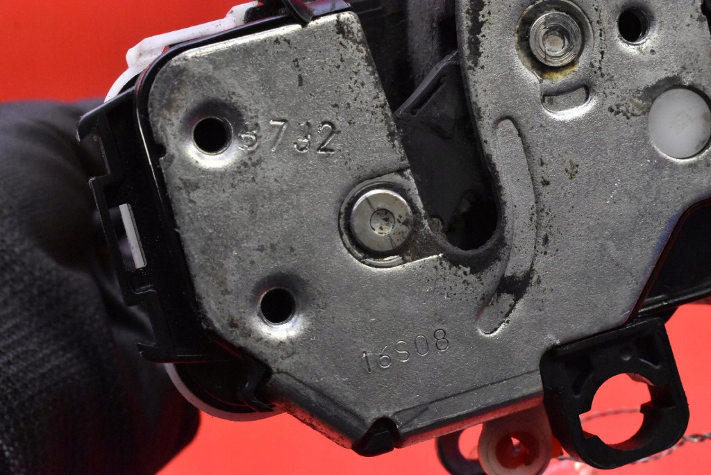 lock door left front front EU FIAT 500 2 II 3D HB 08-15