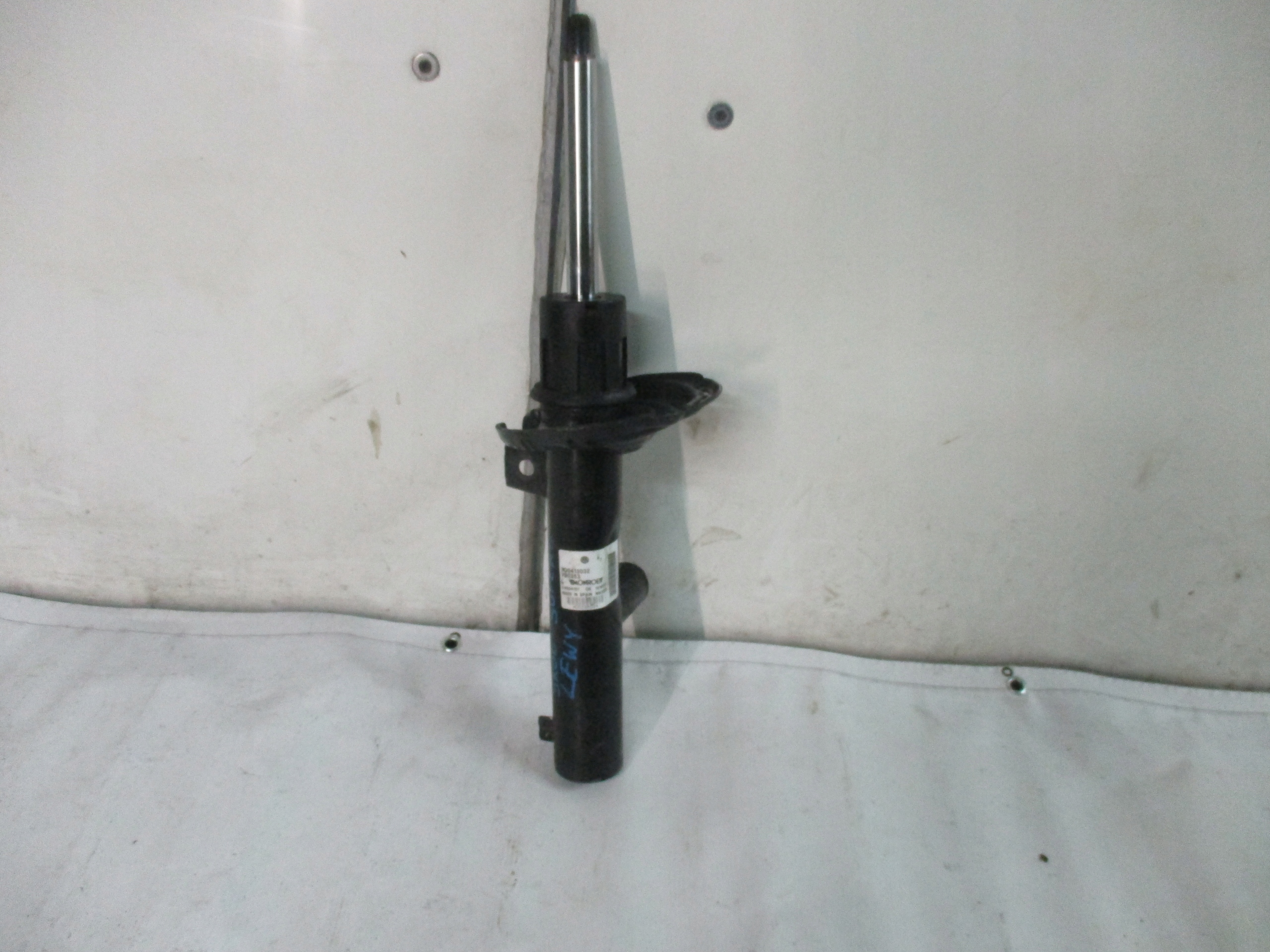 shock absorber right left Superb III Ateca 3Q0413032