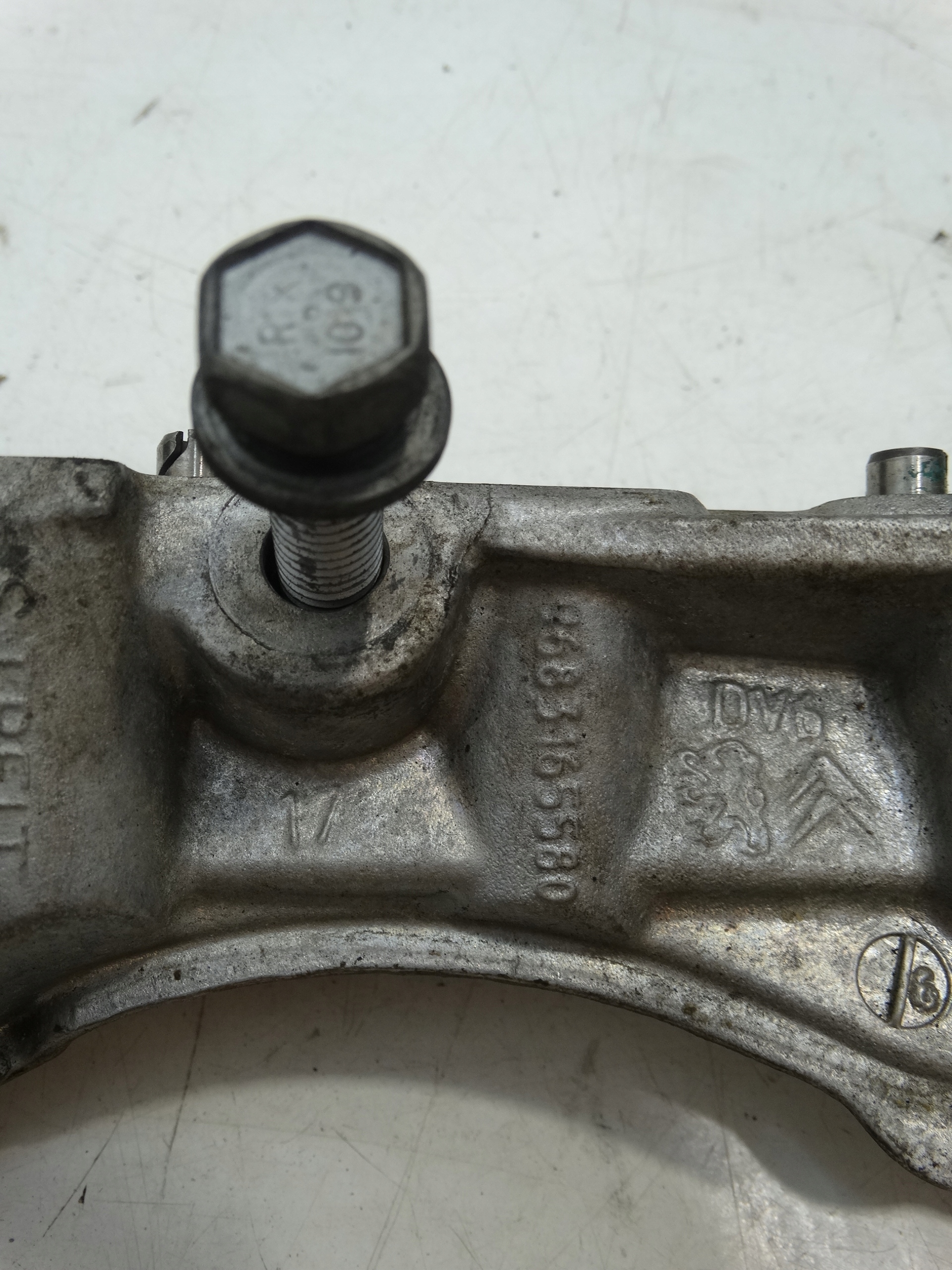 holder engine mount PEUGEOT CITROEN 1.6 BLUEHDI 9683165580