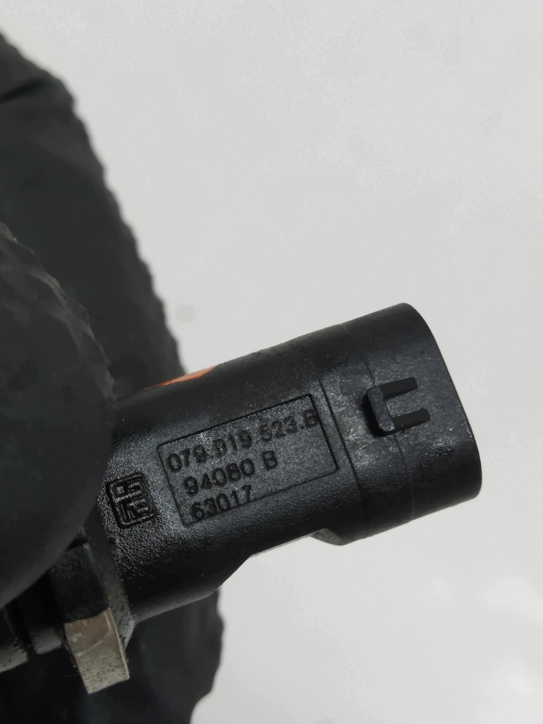 snímač SENSOR teploty plynu chladicího Porsche Panamera II 971
