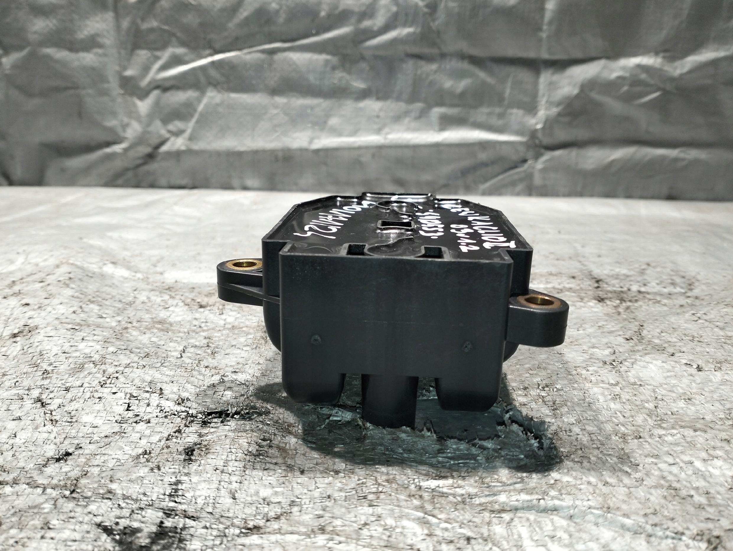 coil ignition RENAULT CLIO II 1.2 55KW 03R 4PIN R1103S00100