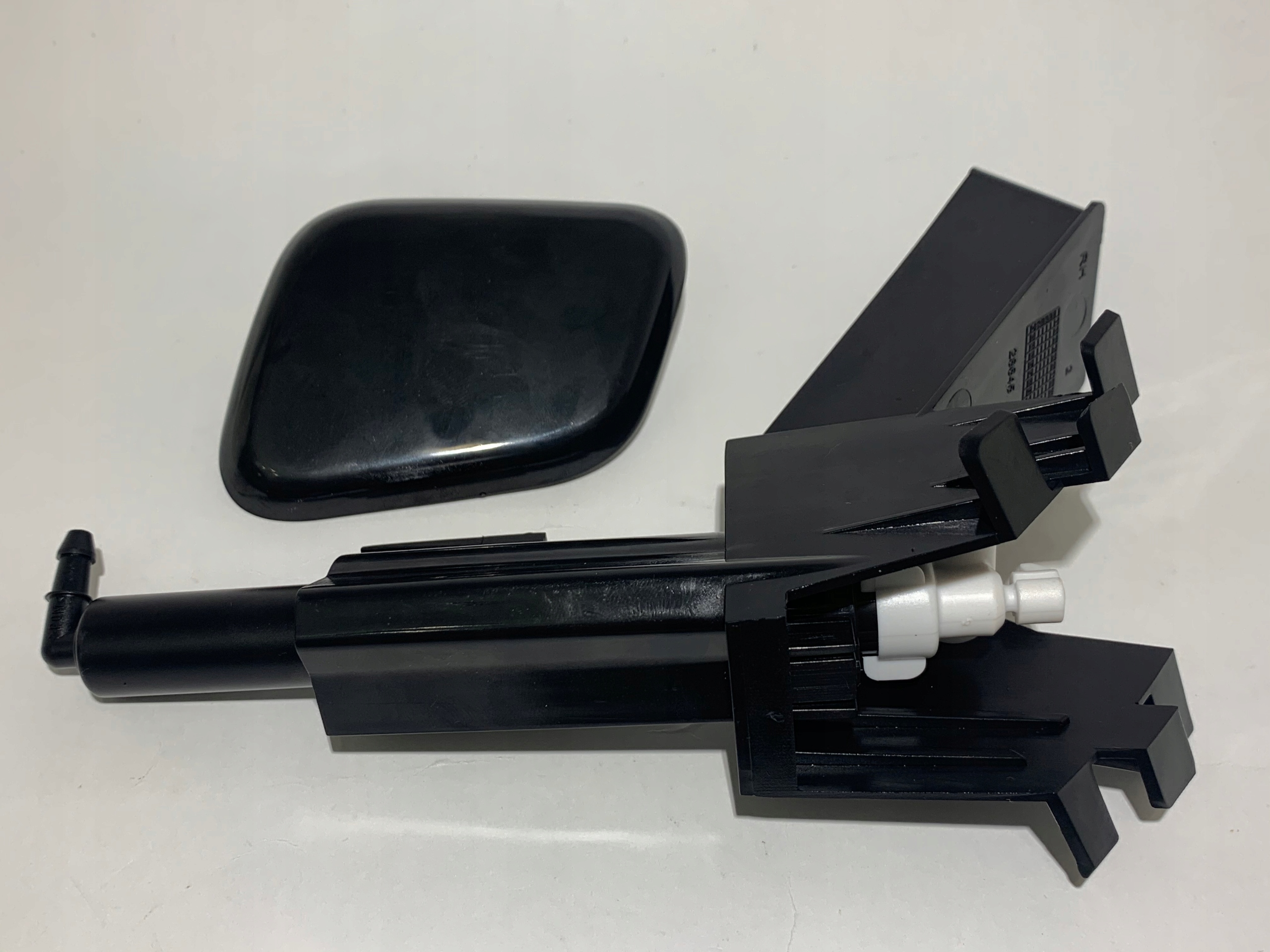 NISSAN QASHQAI II 14-17 SPRYSKIWACZ REFLEKTORA P