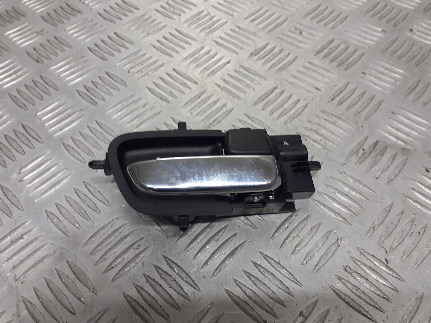 KLAMKA PRAWA PRZEDNIA HYUNDAI I20