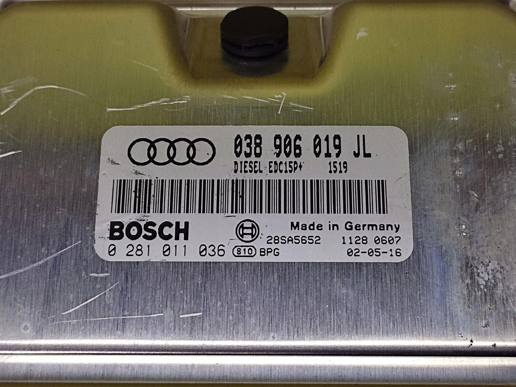 AUDI A4 B6 1.9 TDI control unit of the engine 0281011036