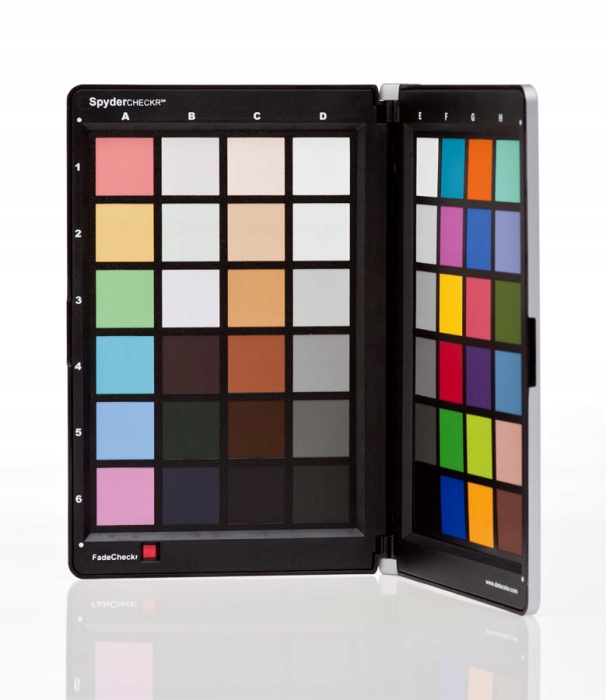 Datacolor SpyderCheckr - uniwersalny wzorzec barw 48 pól