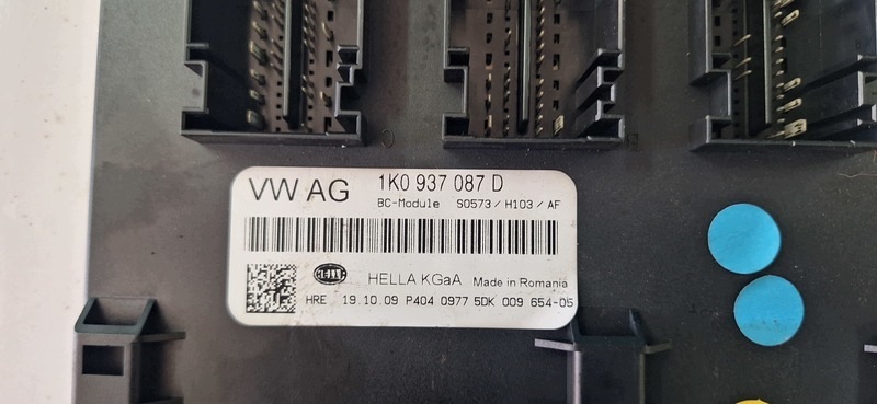 unité commande confort SKODA OCTAVIA II 1K0937087D