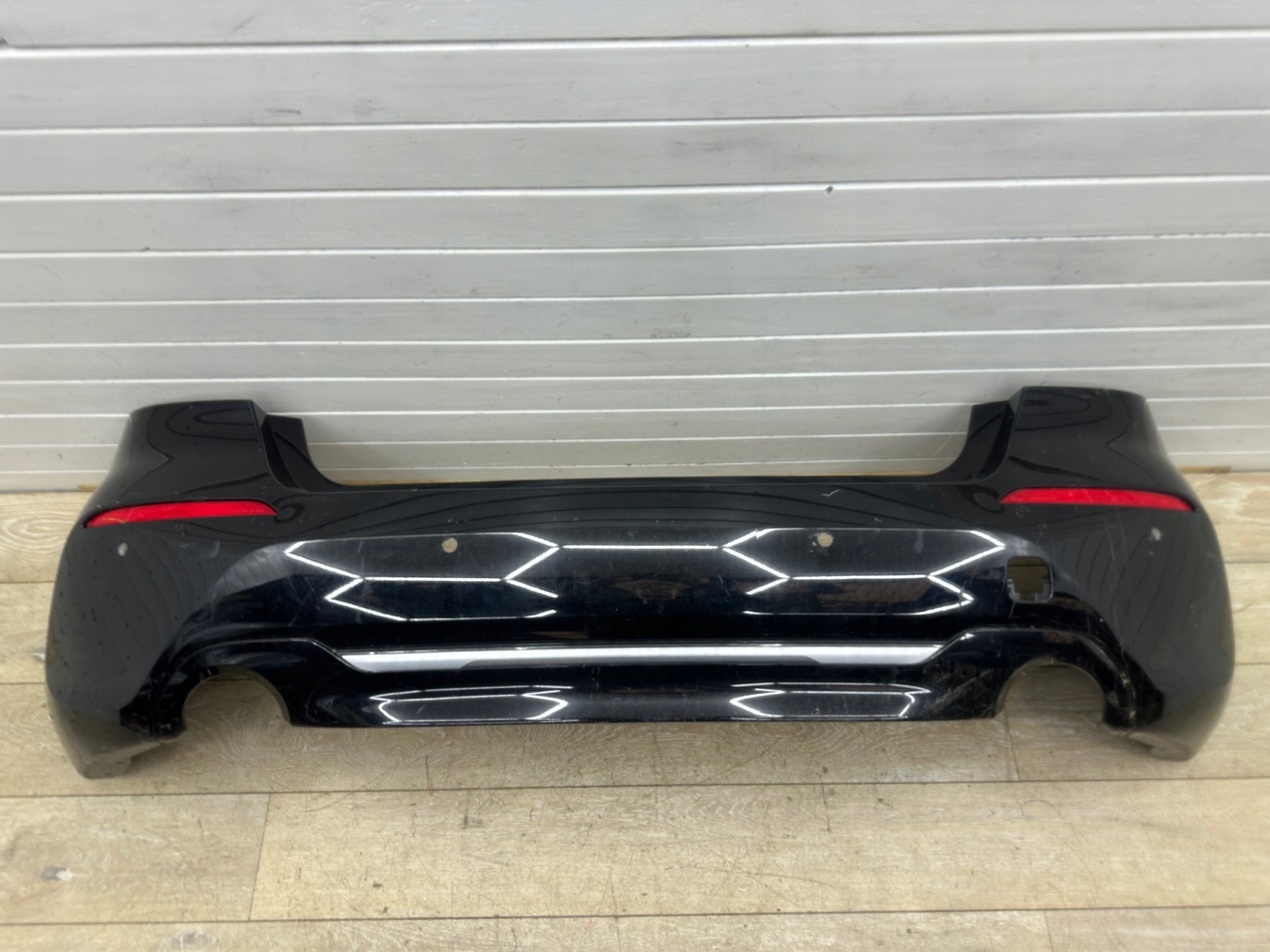 BMW 1 F40 bumper rear part TYLNI