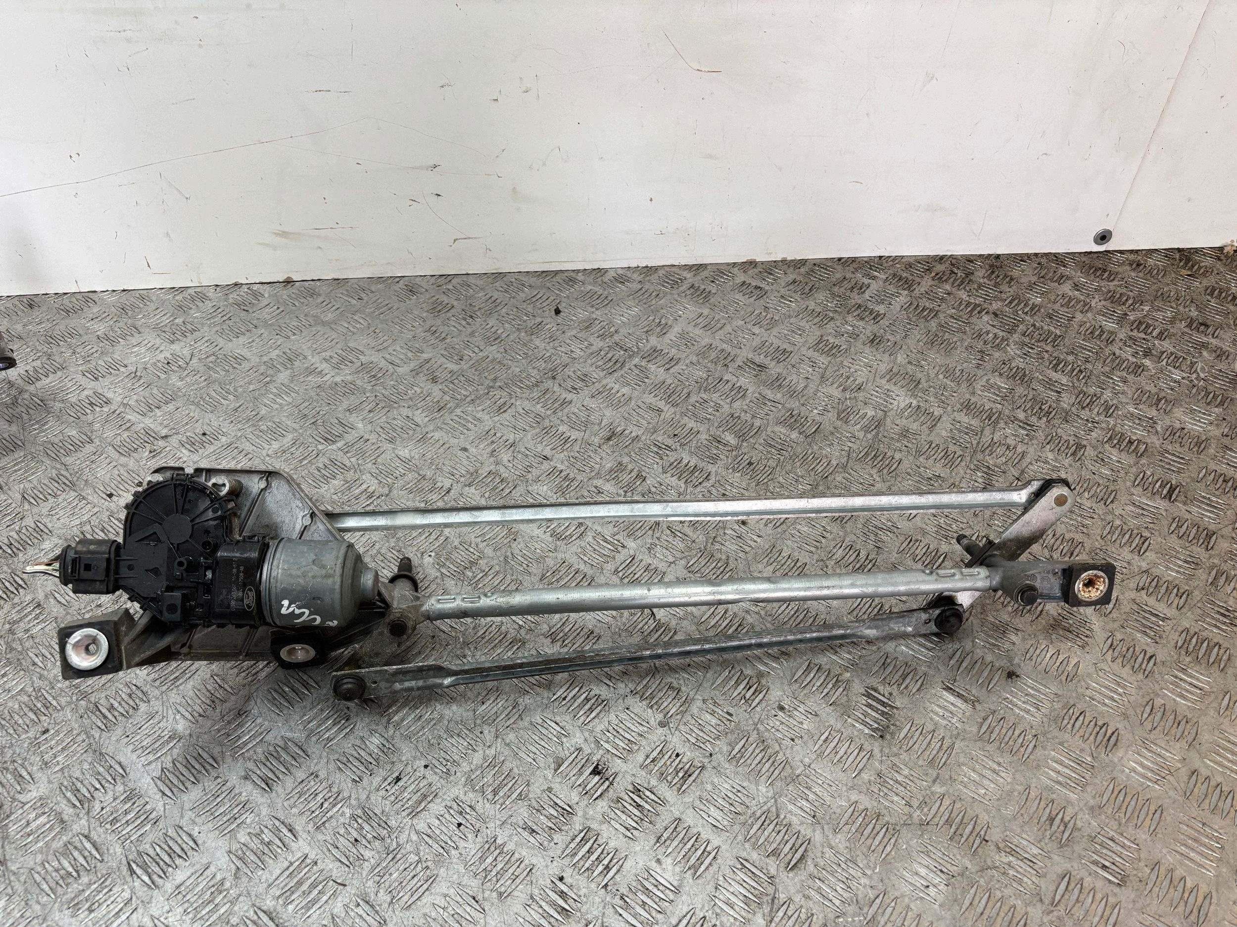 Wischergestänge FORD KUGA MK1 8V4117504AD