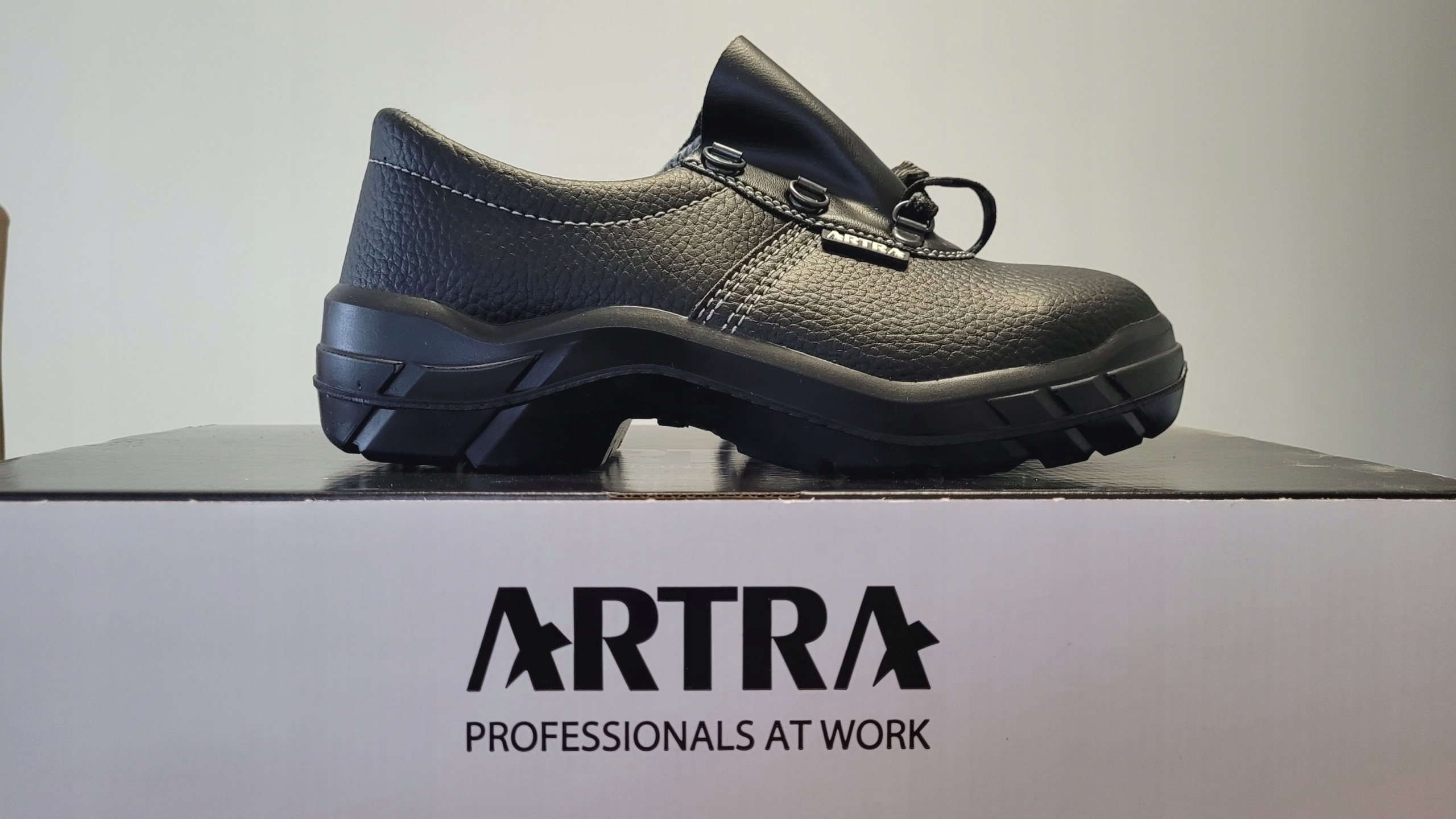 Buty robocze półbuty Artra Aragon 920 6060 S2 35