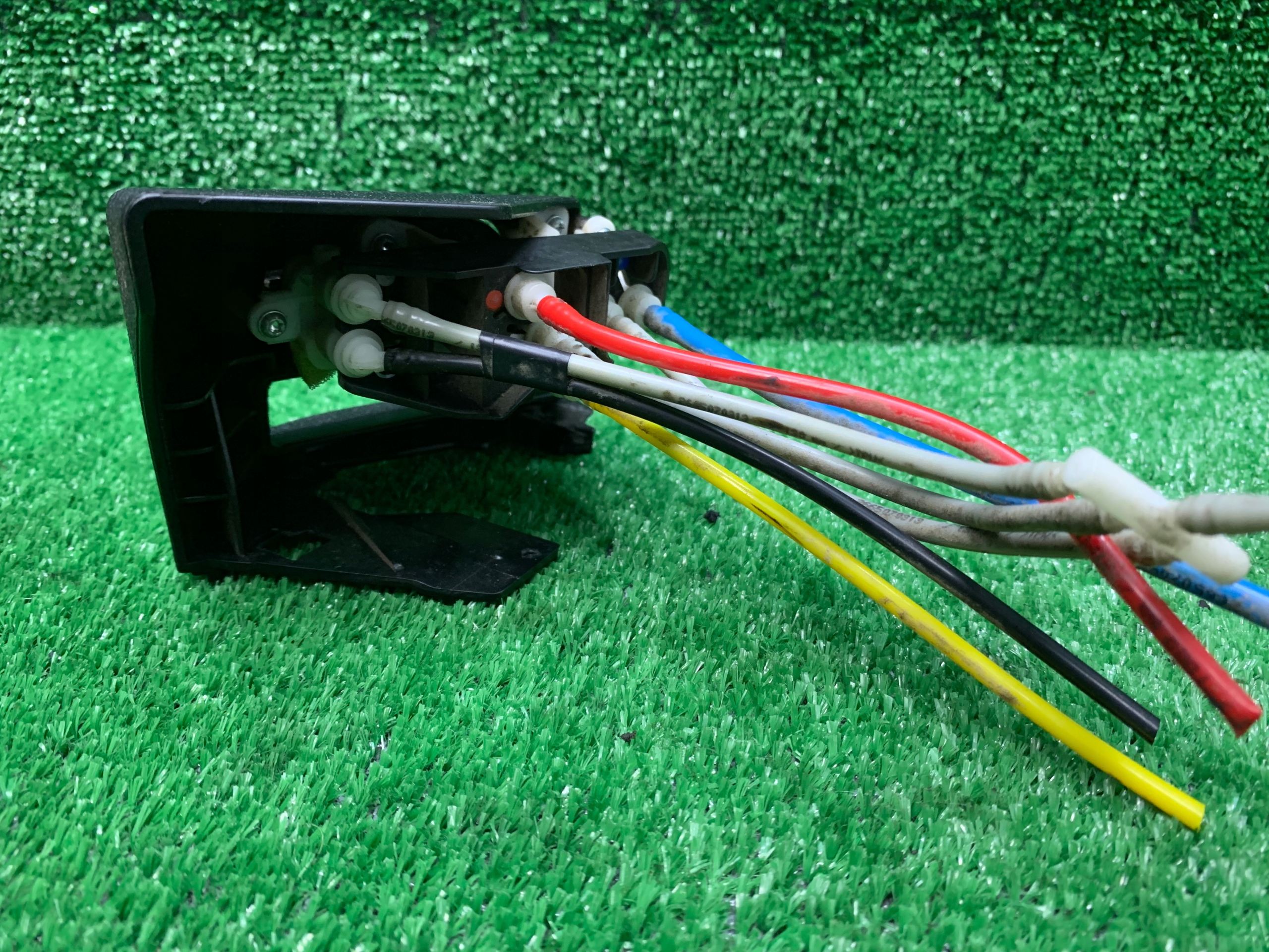 MERCEDES W211 Bedienteil links SITZ A2119184130