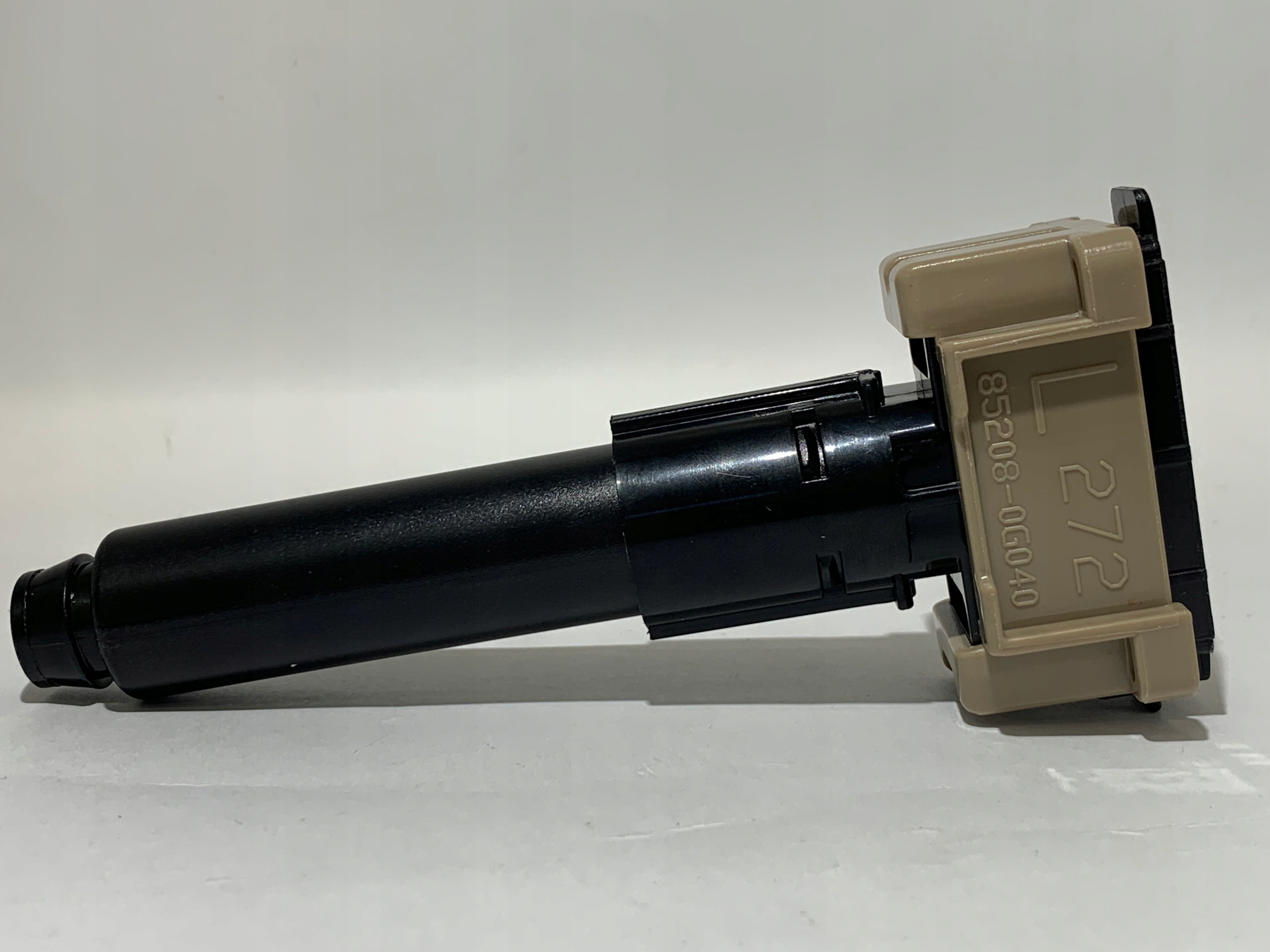 LAND CRUISER PRADO J150 17- SPRYSKIWACZ REFLEKTORA Strona zabudowy przód - lewa