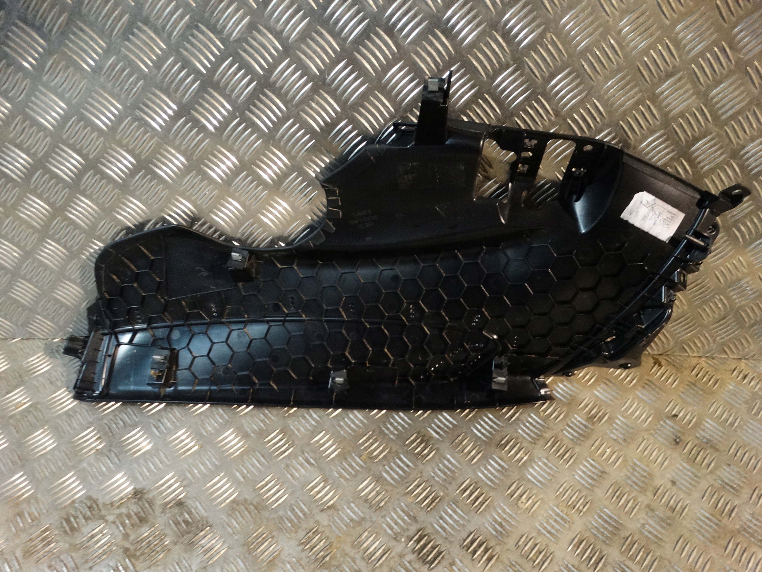 BLENDE ABDECKUNG RECHTS SITZ HINTEN PORSCHE PANAMERA 1