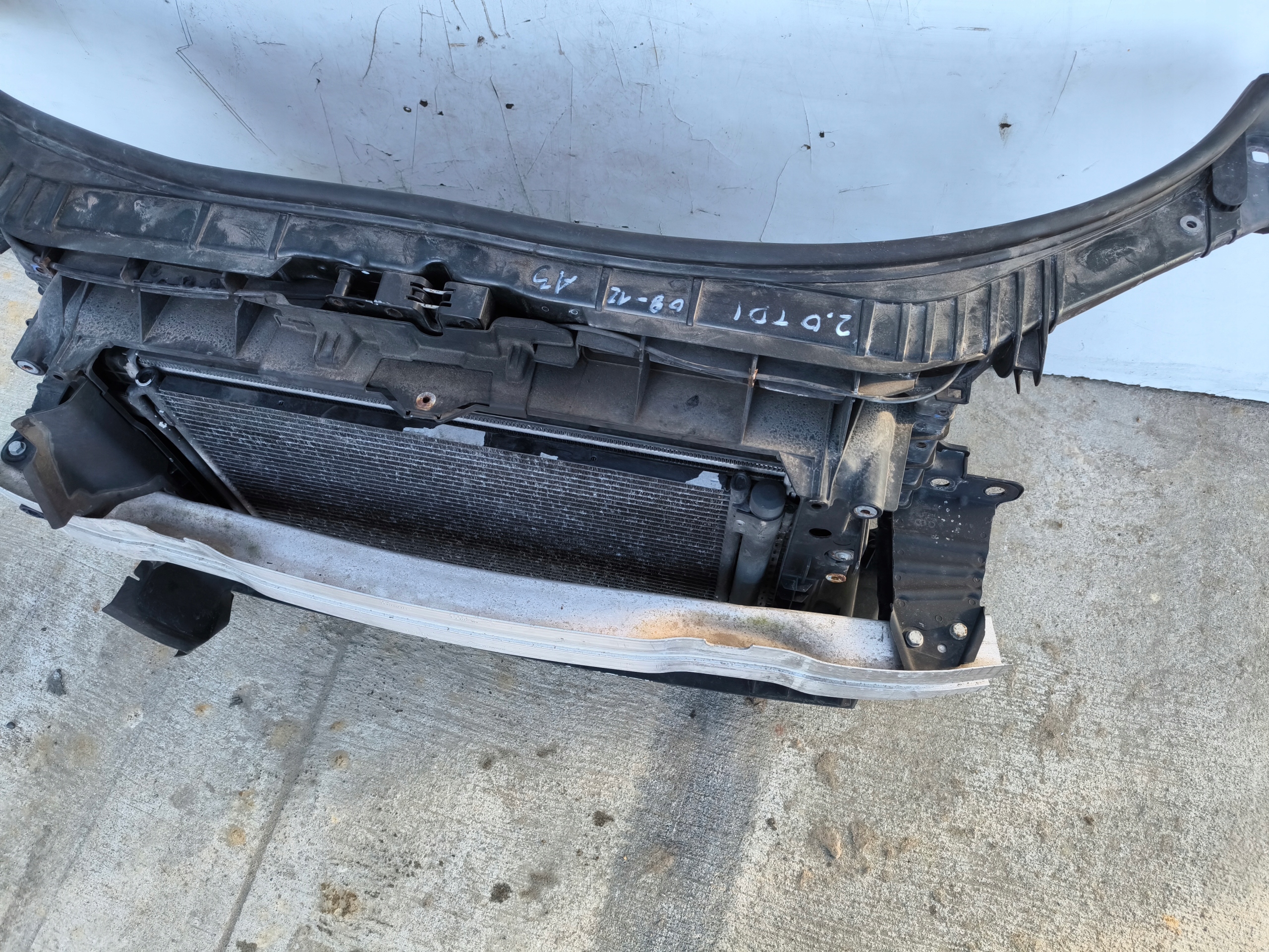 support panel for radiators complete AUDI A3 8P LIFT 2.0 TDI 2008-2011 complete !!!