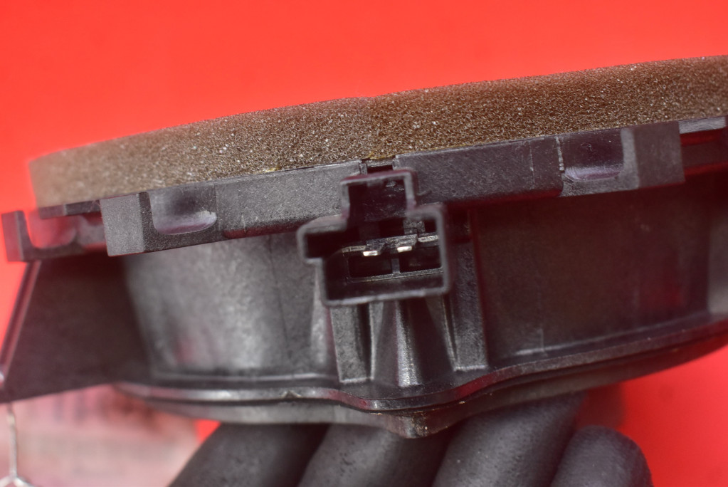 speaker left rear part 30657445 VOLVO S60 2 II LIFT 13-20
