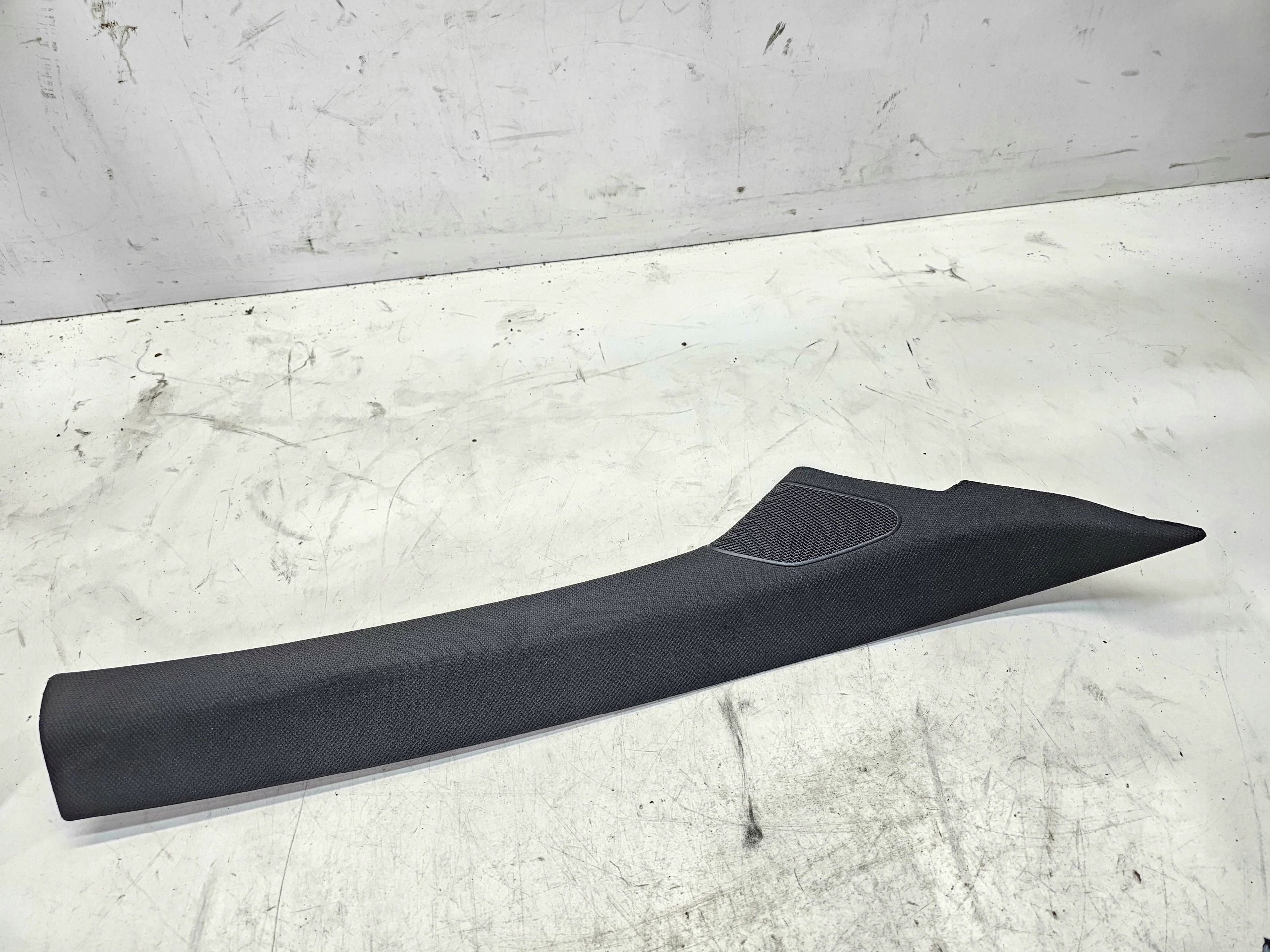 cover SLUPKA A right AUDI A3 8P 5-D 8P4867234B