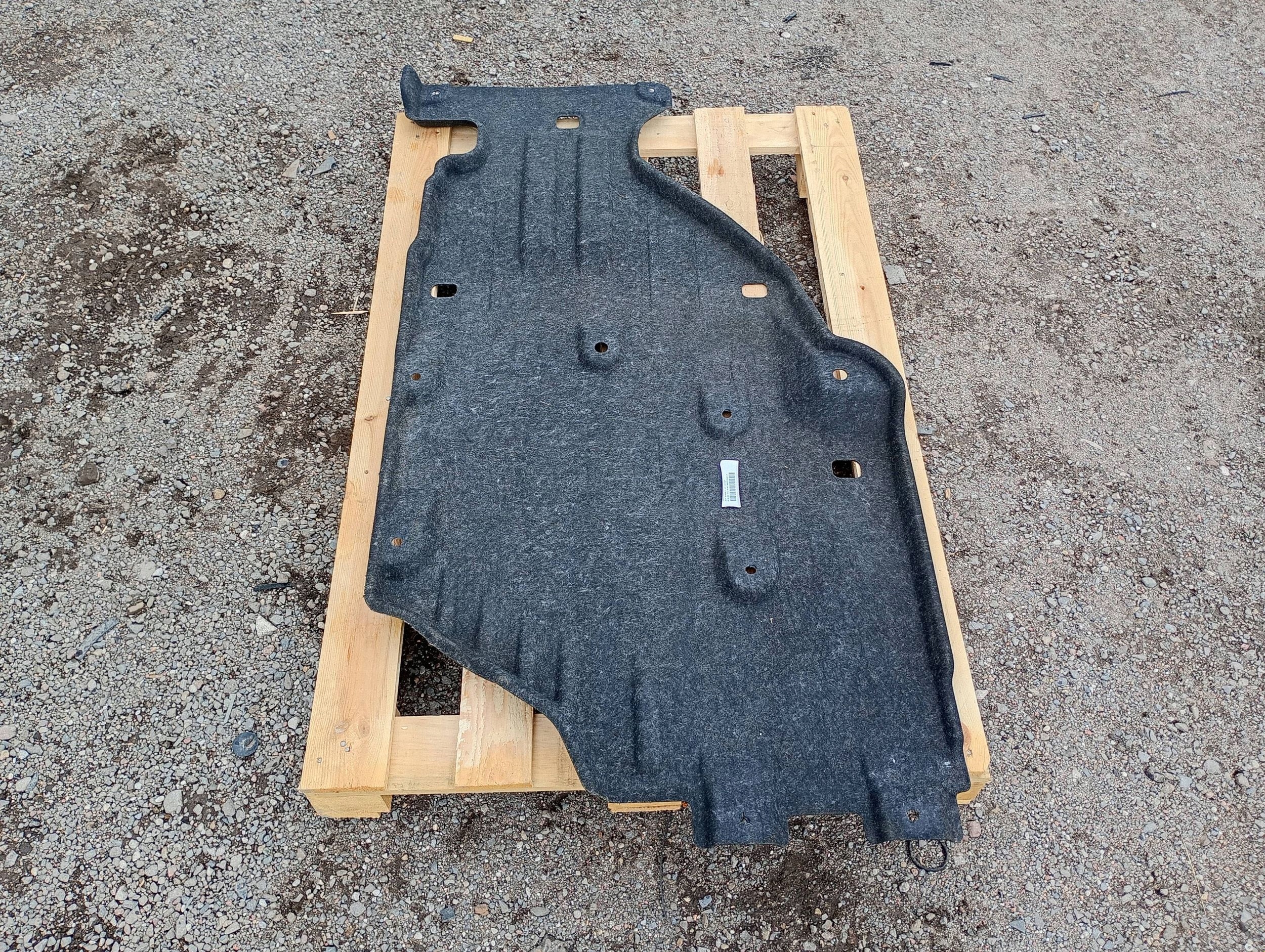 cover cover cover lower chassis Chrysler Pacifica 2021