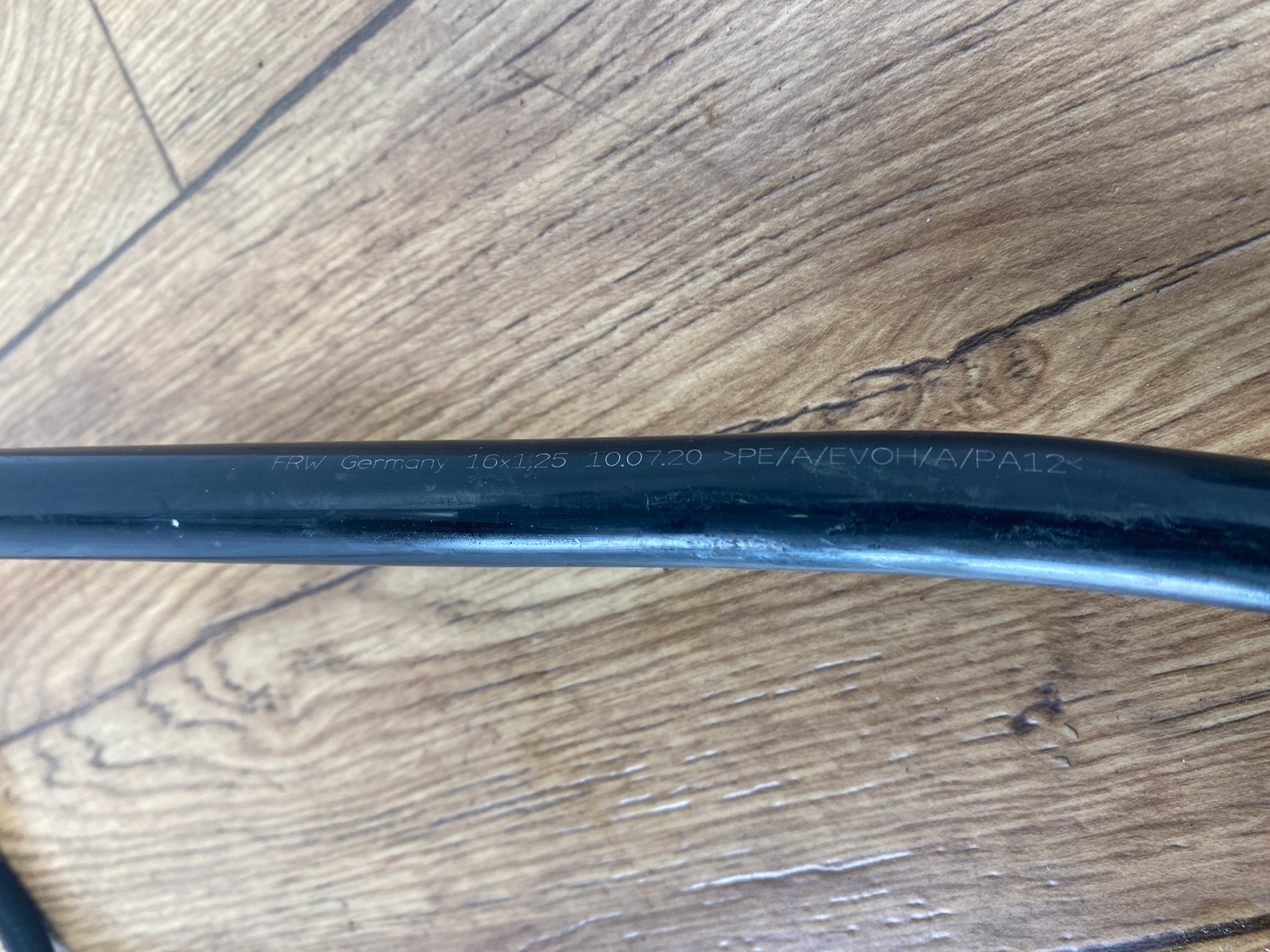 prijenos spremnike goriva Dodge Ram 1500 2019+ USA