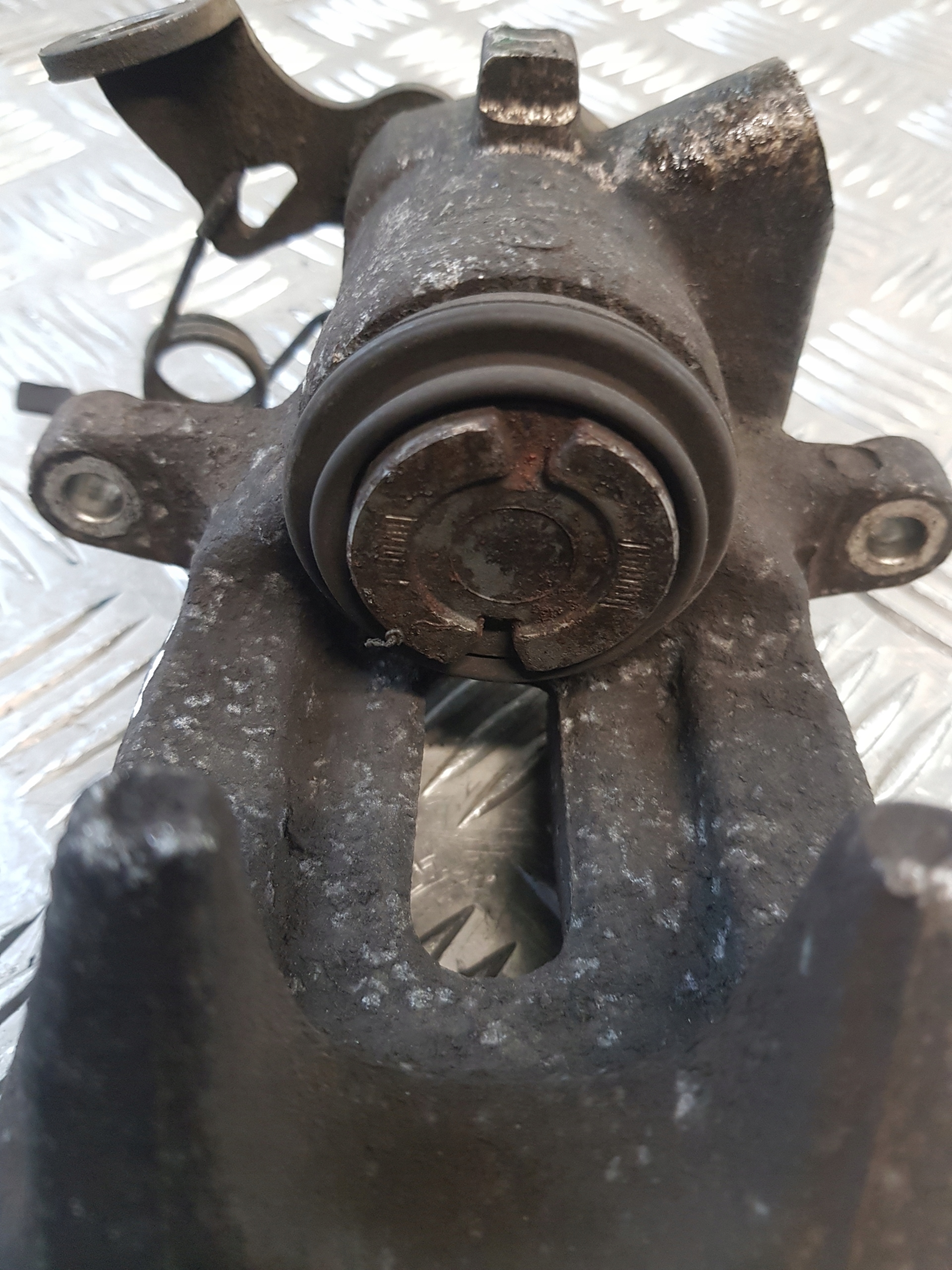caliper brake TRW left rear part C5 III X7 14R