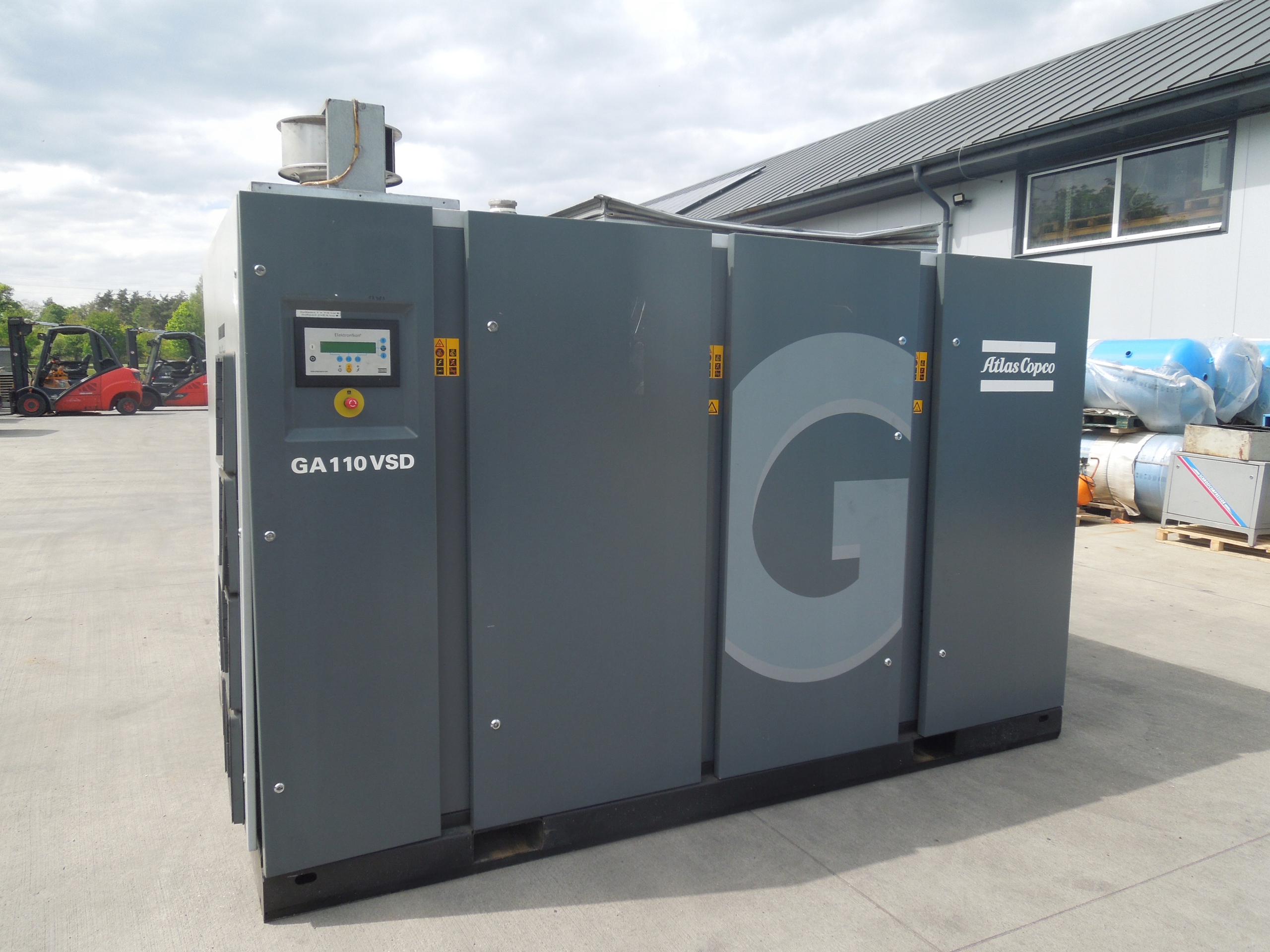 SPRĘŻARKA ŚRUBOWA ATLAS COPCO GA110VSD 120Kw 2011r