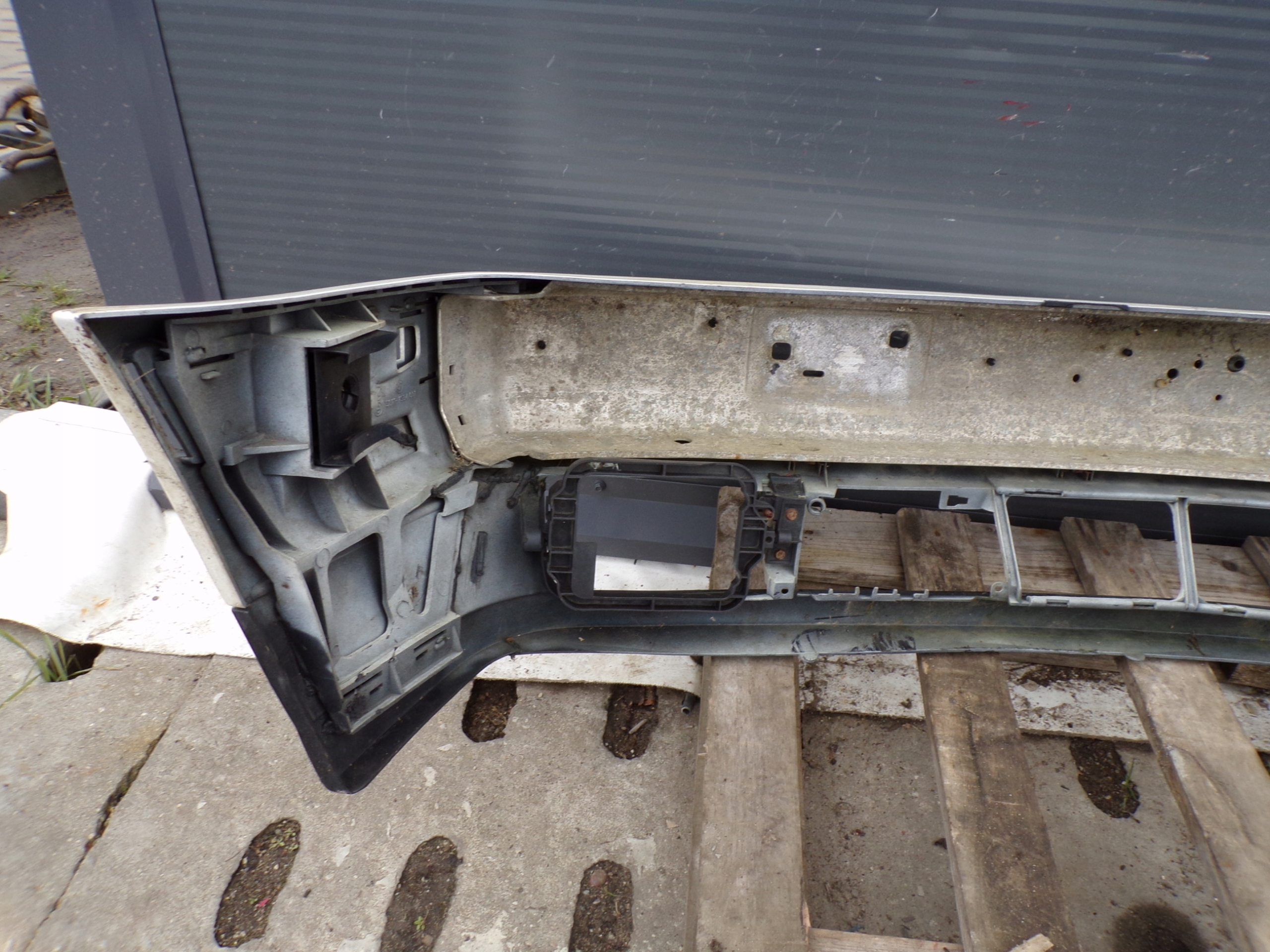 Frontstoßstange vorne BMW E34 Farbe ALPINE WEISS