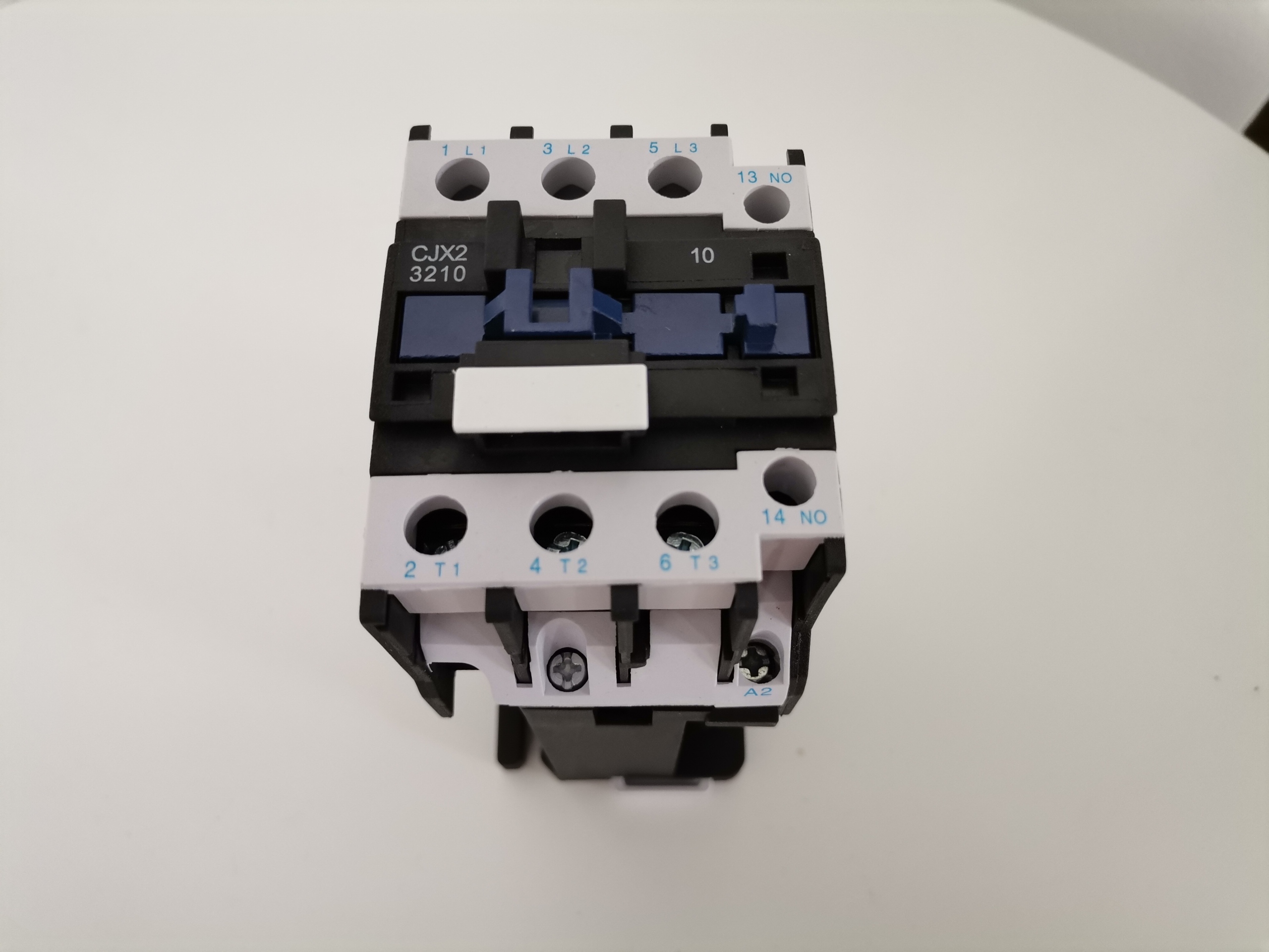 Stycznik 15kW 32A cewka 24V