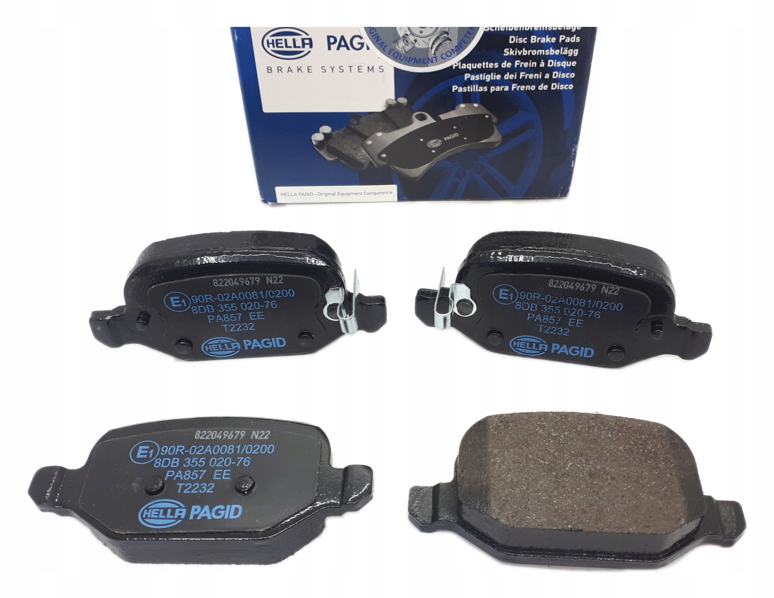 8DB 355 - ТОРМОЗНЫЕ КОЛОДКИ ЗАДНЕГО МОСТА HELLA FIAT 500L 351 352