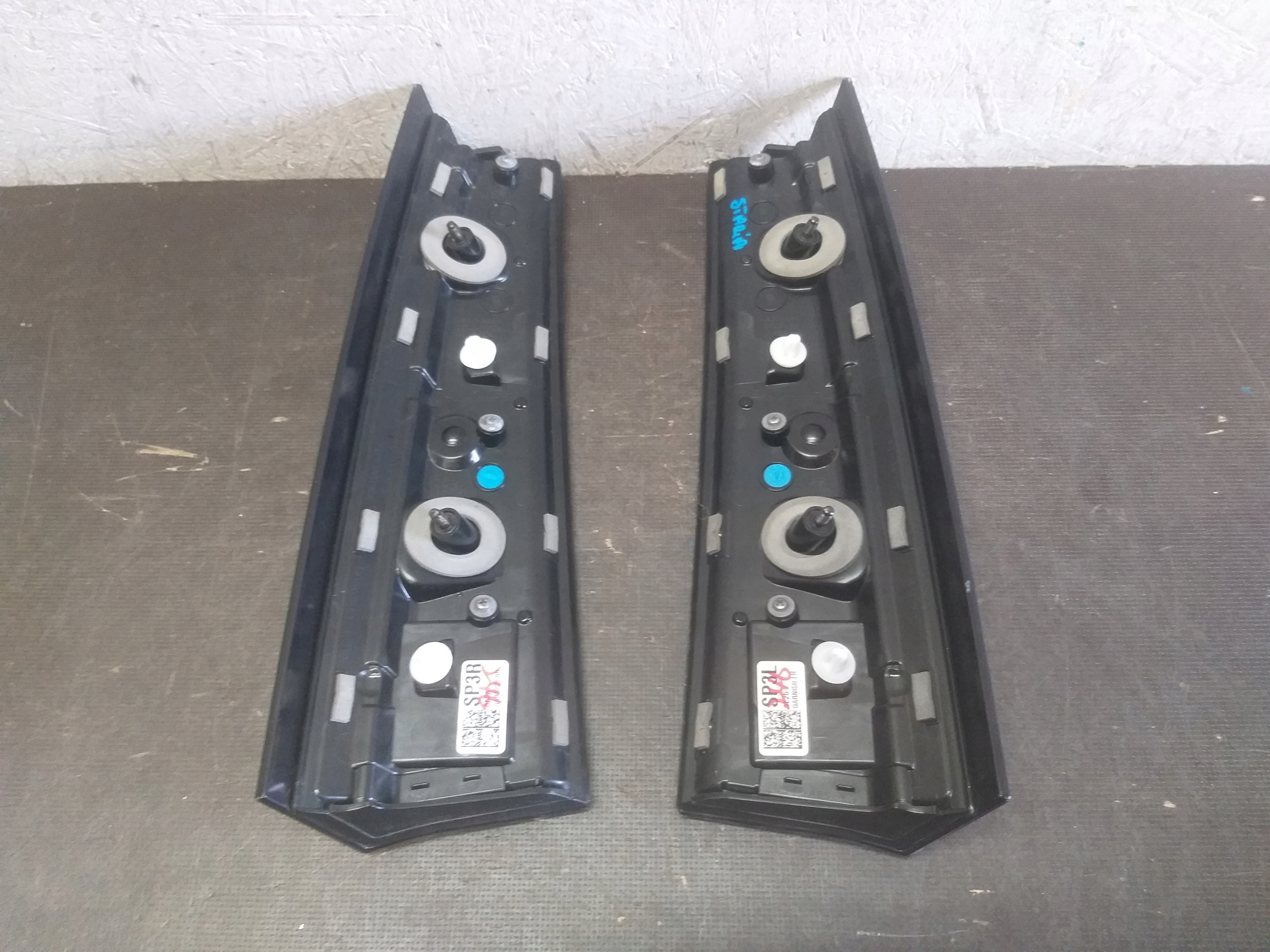 LICHT HECK RECHTS ODER LINKS HYUNDAI STARIA 87340-CG300 87350-CG300