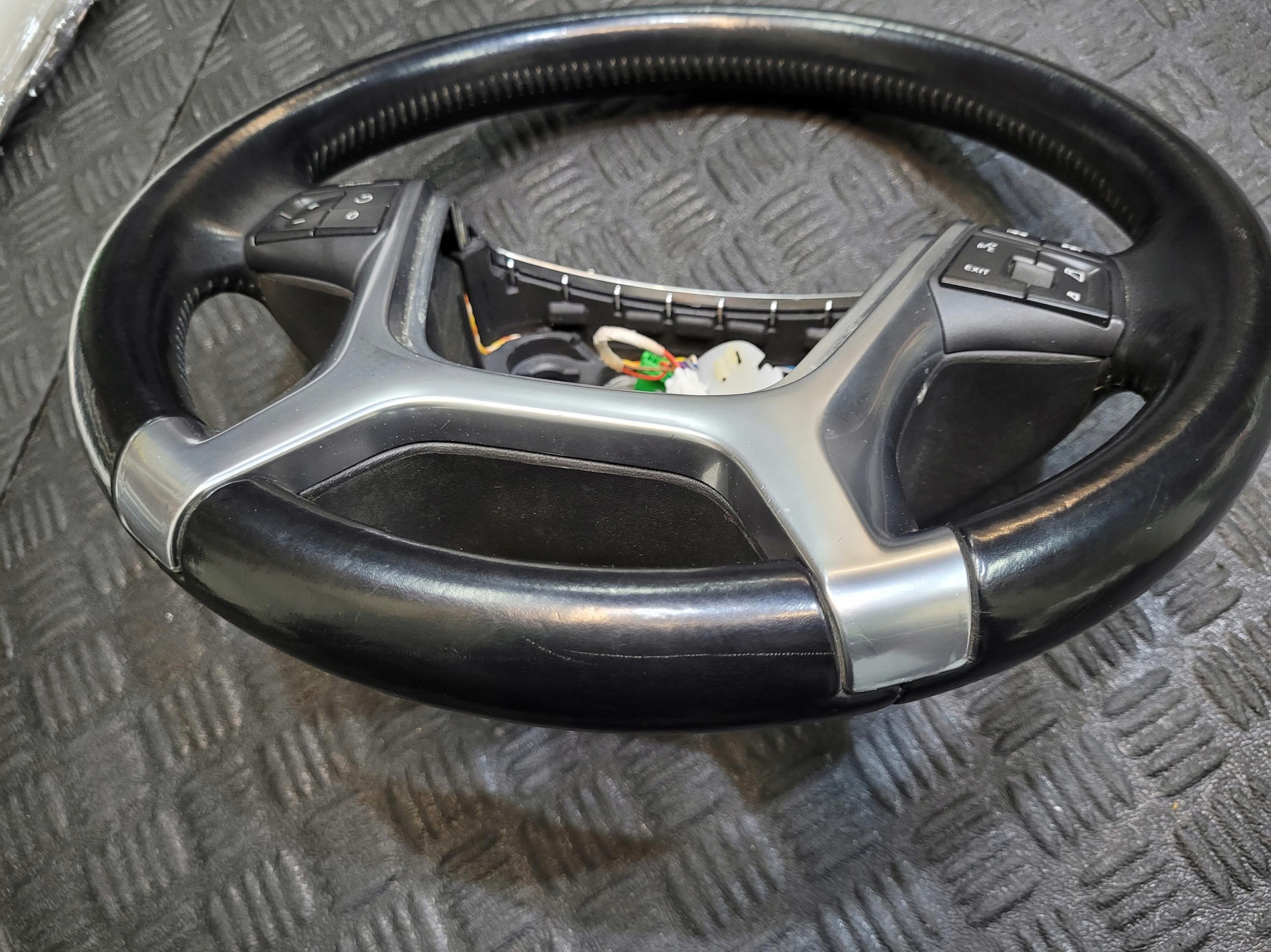 lenkrad MULTIFUNKCJA VOLVO XC70 II V70 III