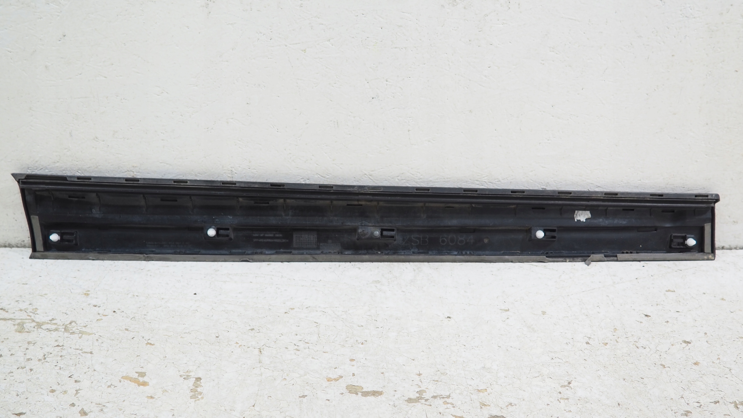 Audi Q5 8R moulding door right front 8R0853960D