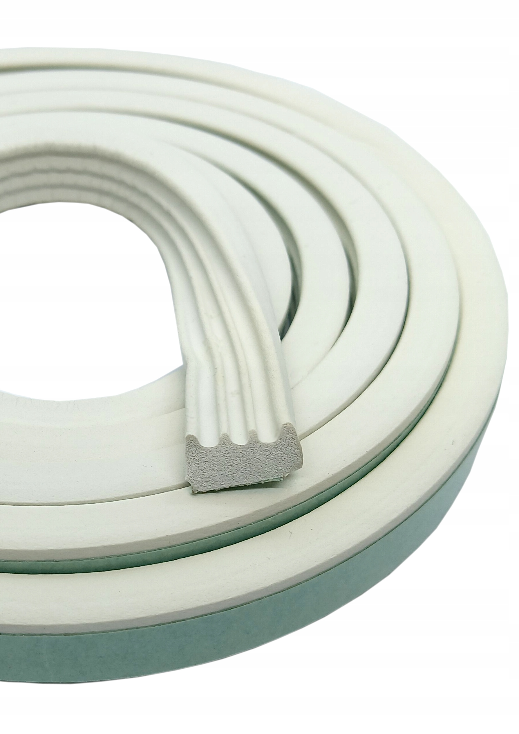 Uszczelka biała samoprzylepna typ E 15x8mm