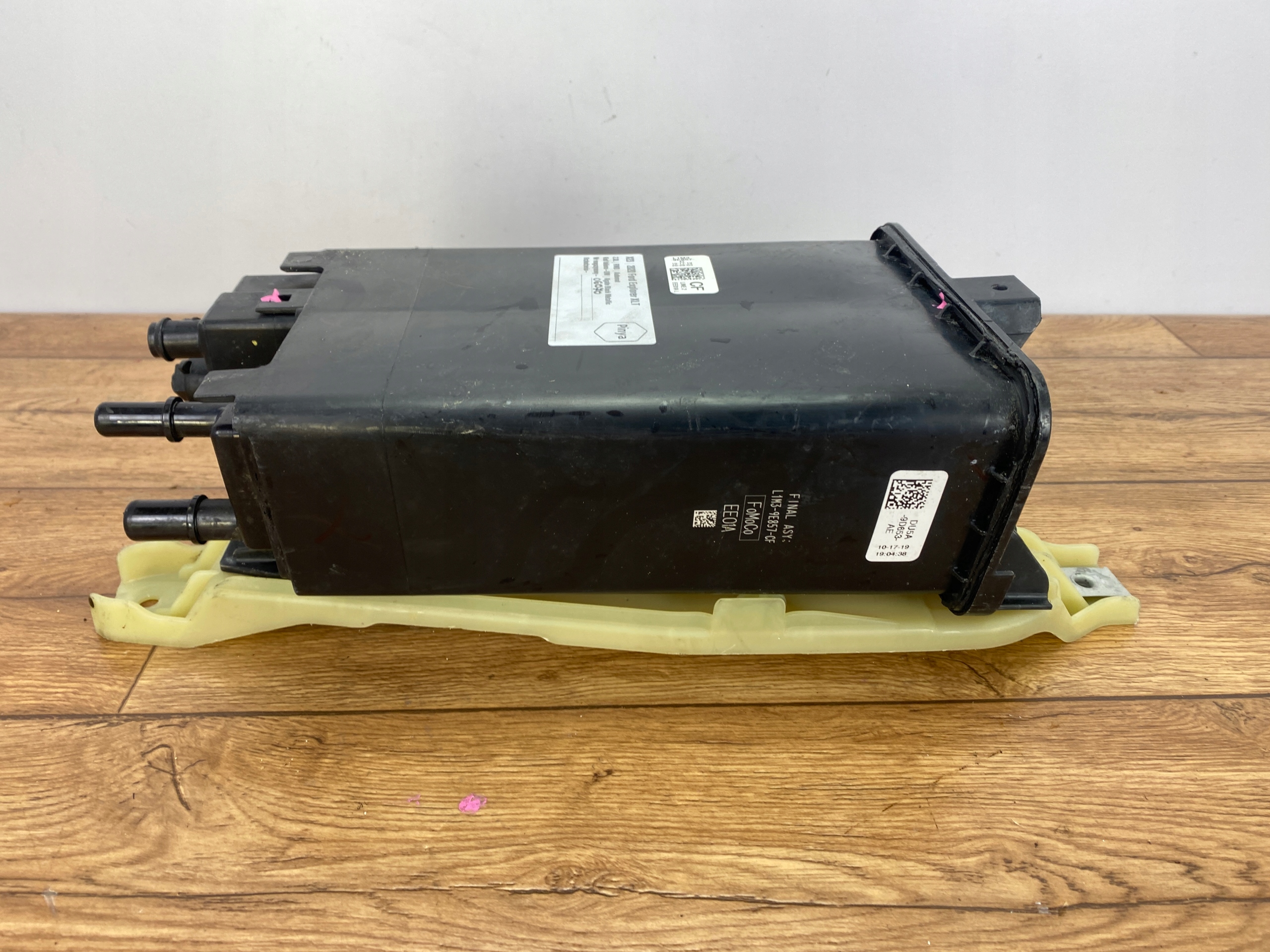 filter par goriva karbonski Ford Explorer MK6 2020+ USA