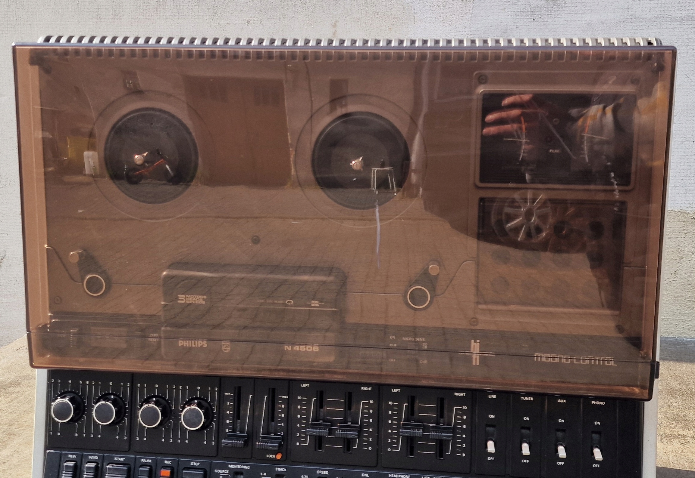 Магнитофон Philips n4504 черный