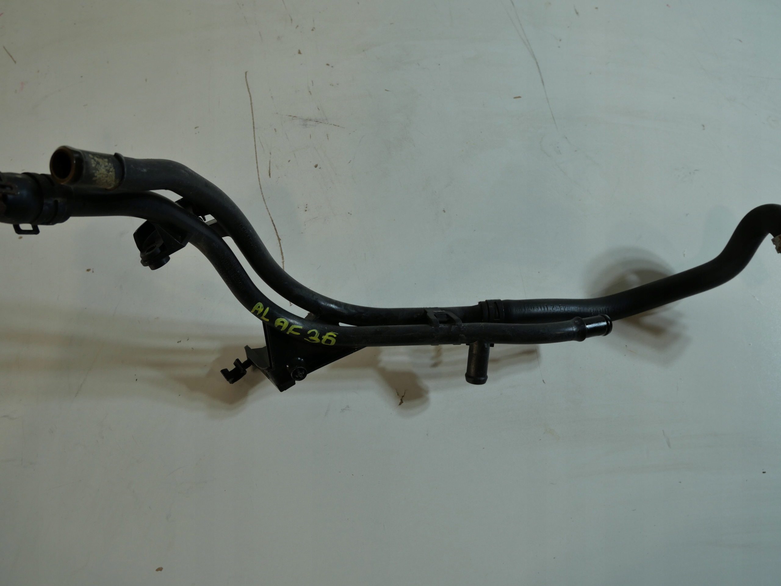 VW SKODA pipe hose wiring 1K0121070BD