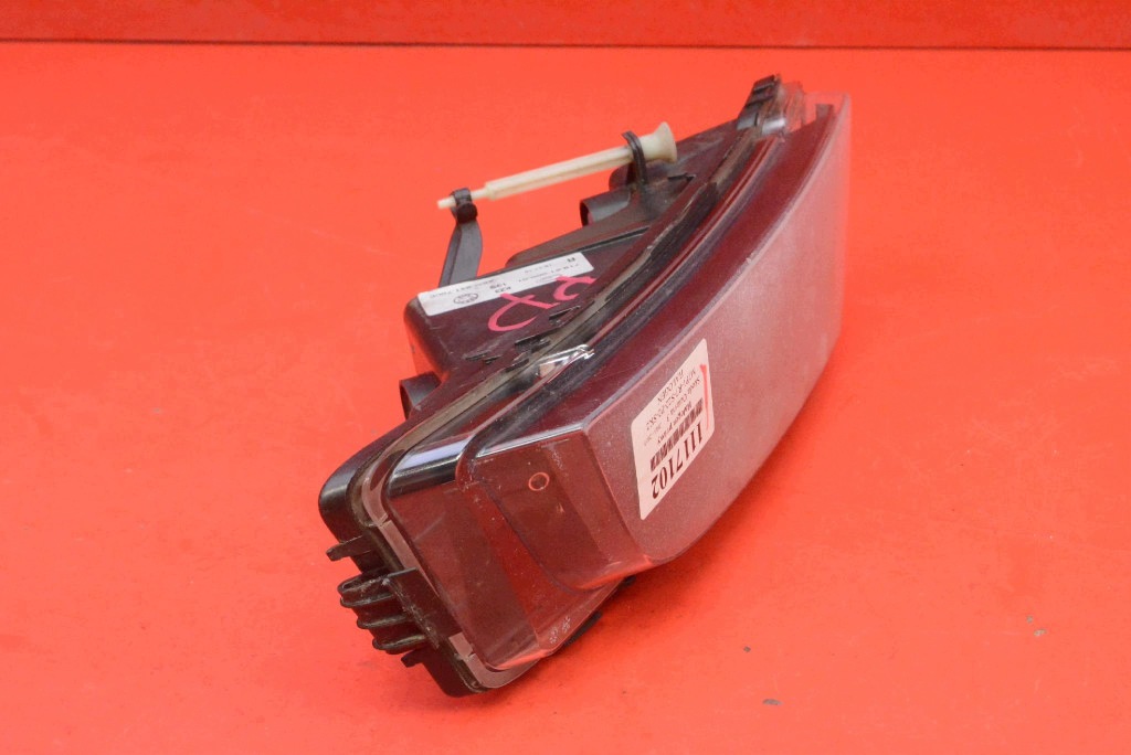 fog light right front front 5E0941700E SKODA OCTAVIA 3 III 13-17