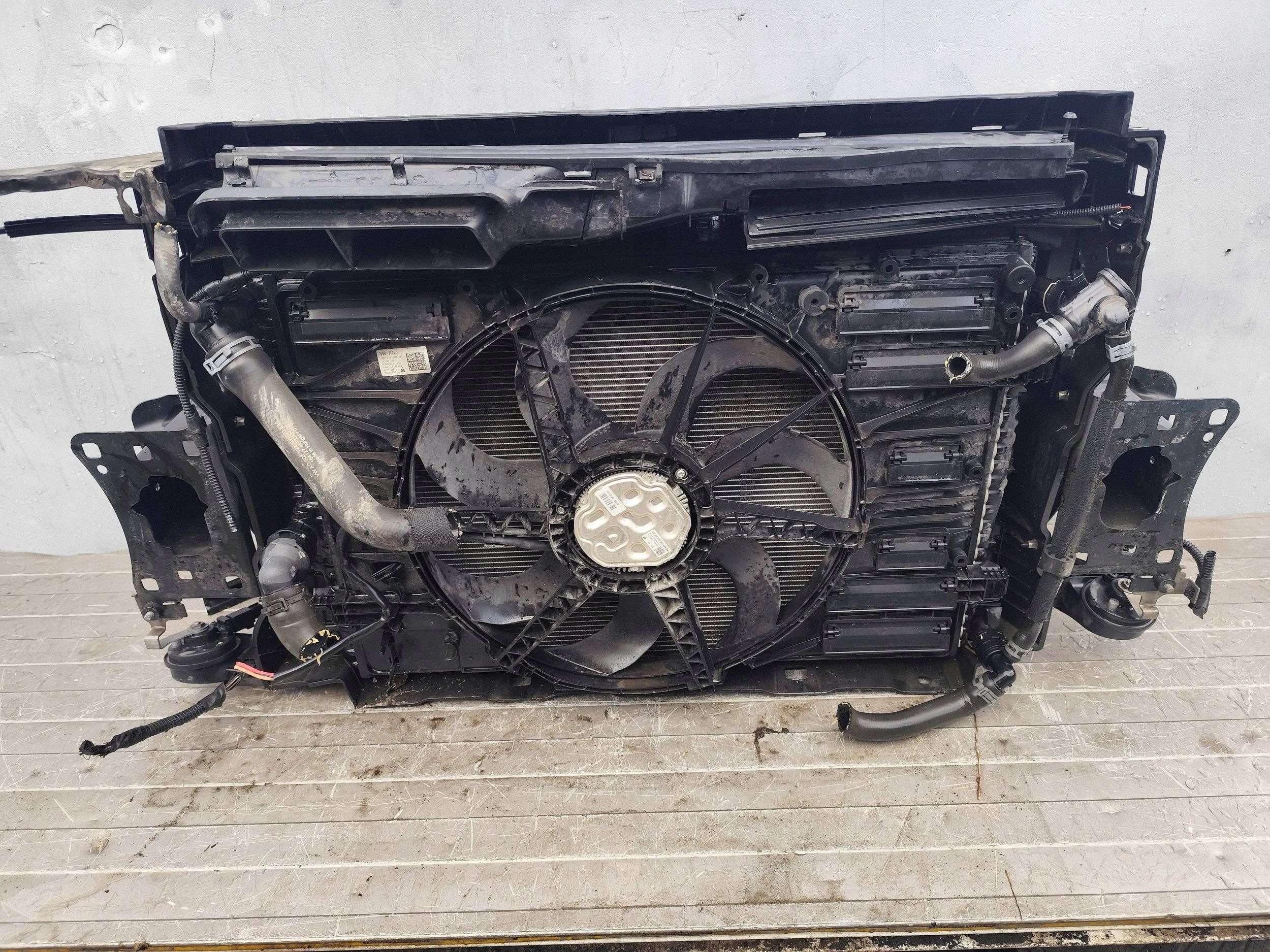 VW TIGUAN II LIFT support panel for radiators radiator complete DEMONTAZ