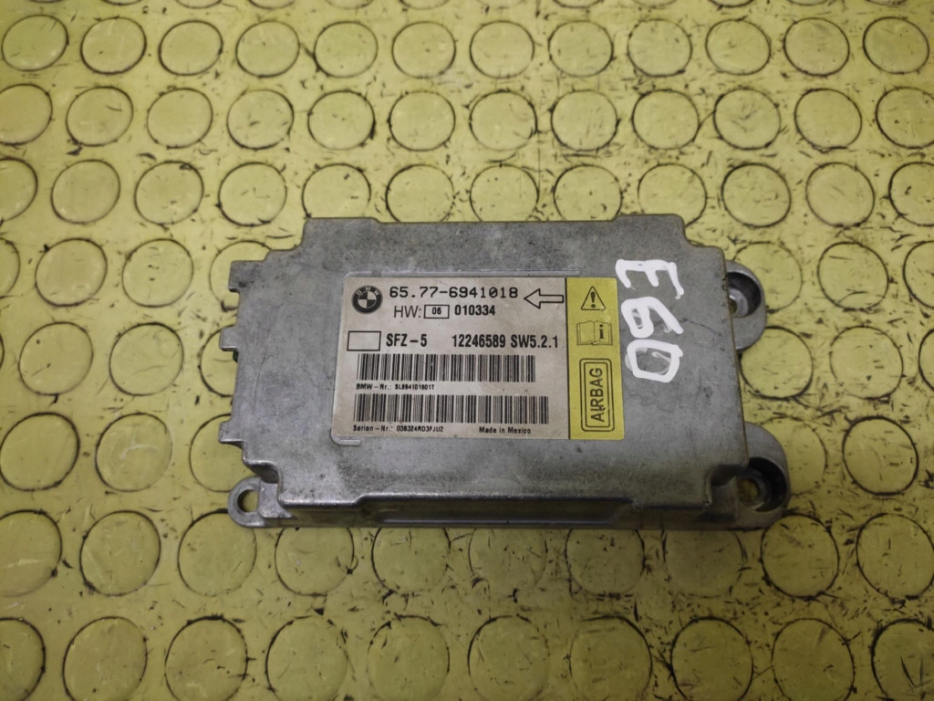 BMW E60 module SENSOR AIR BAG 65776941018