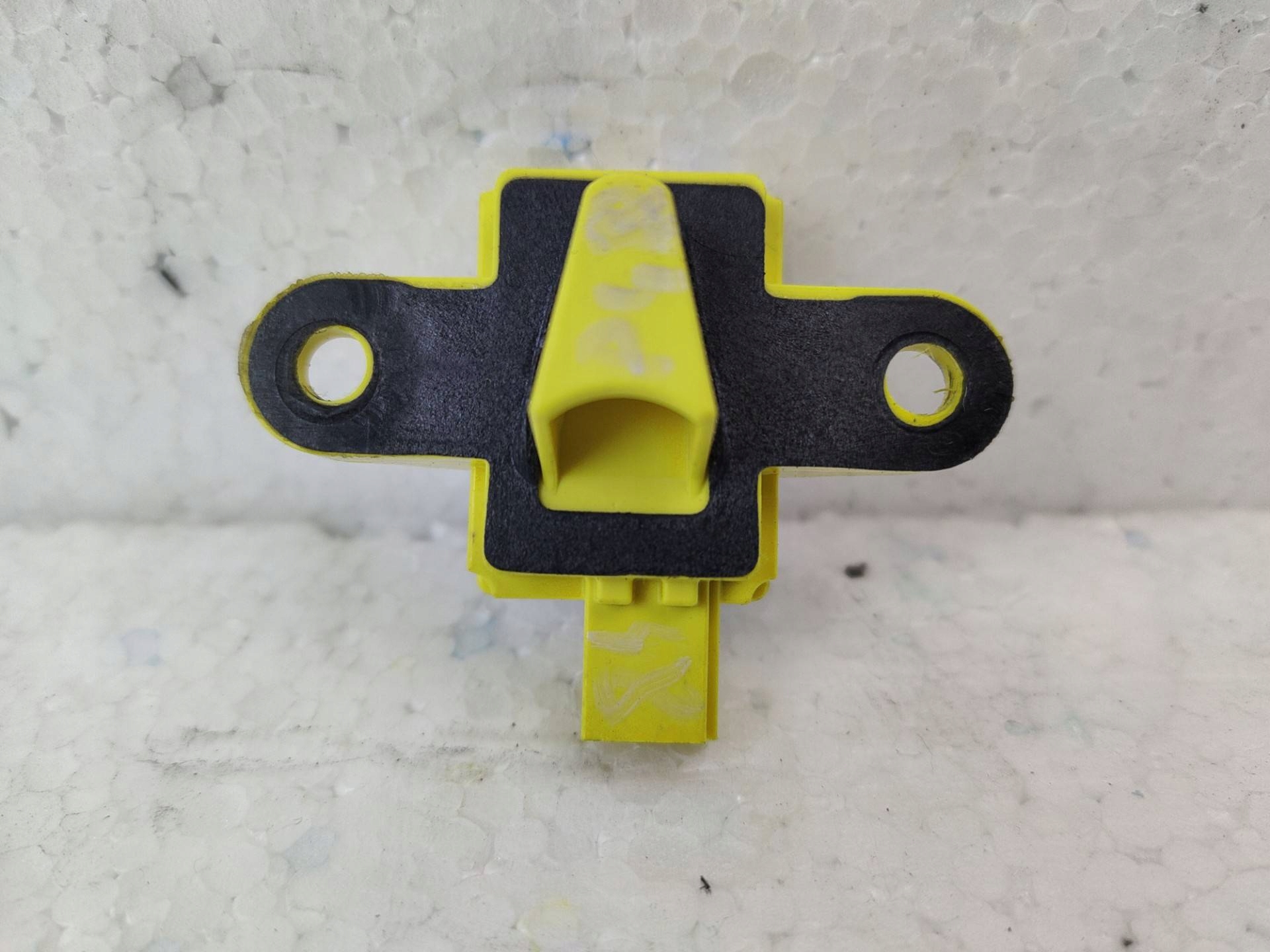 Crashsensor Drucksensor links Seite Chrysler Town and Country 5 facelift 2011