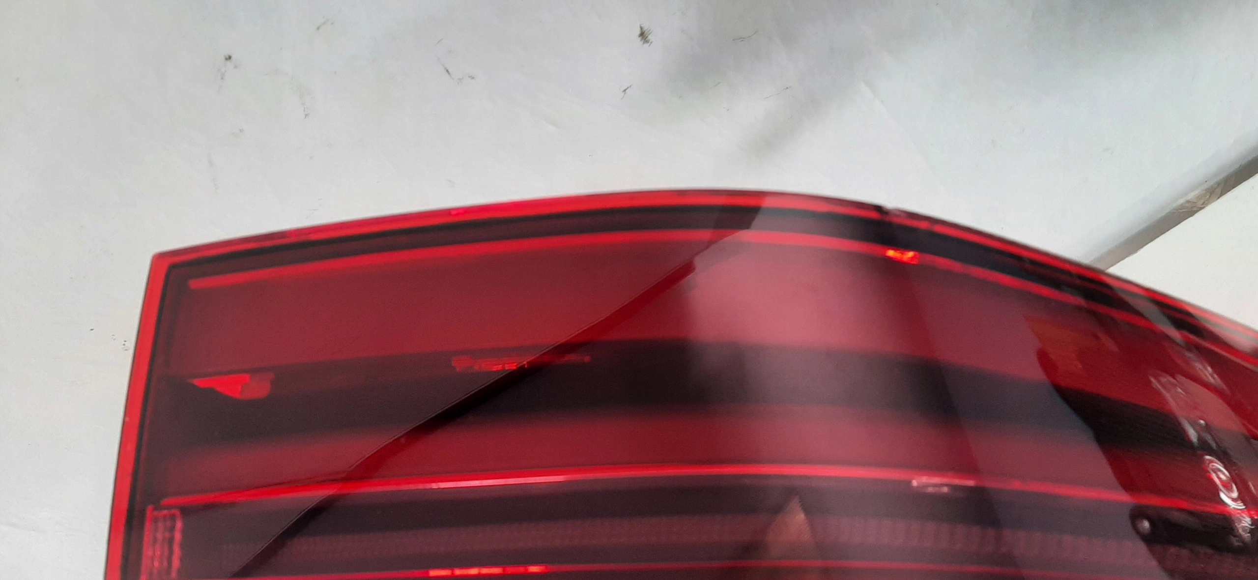JAGUAR E-PACE 17- light rear part rear right LED EUROPA originál