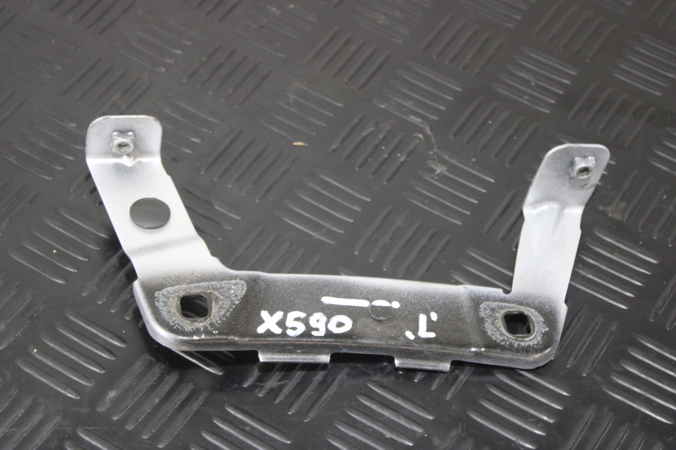 staffa Consolle parafango sinistra J9D3-161143-AC JAGUAR e-PACE X590 EV400