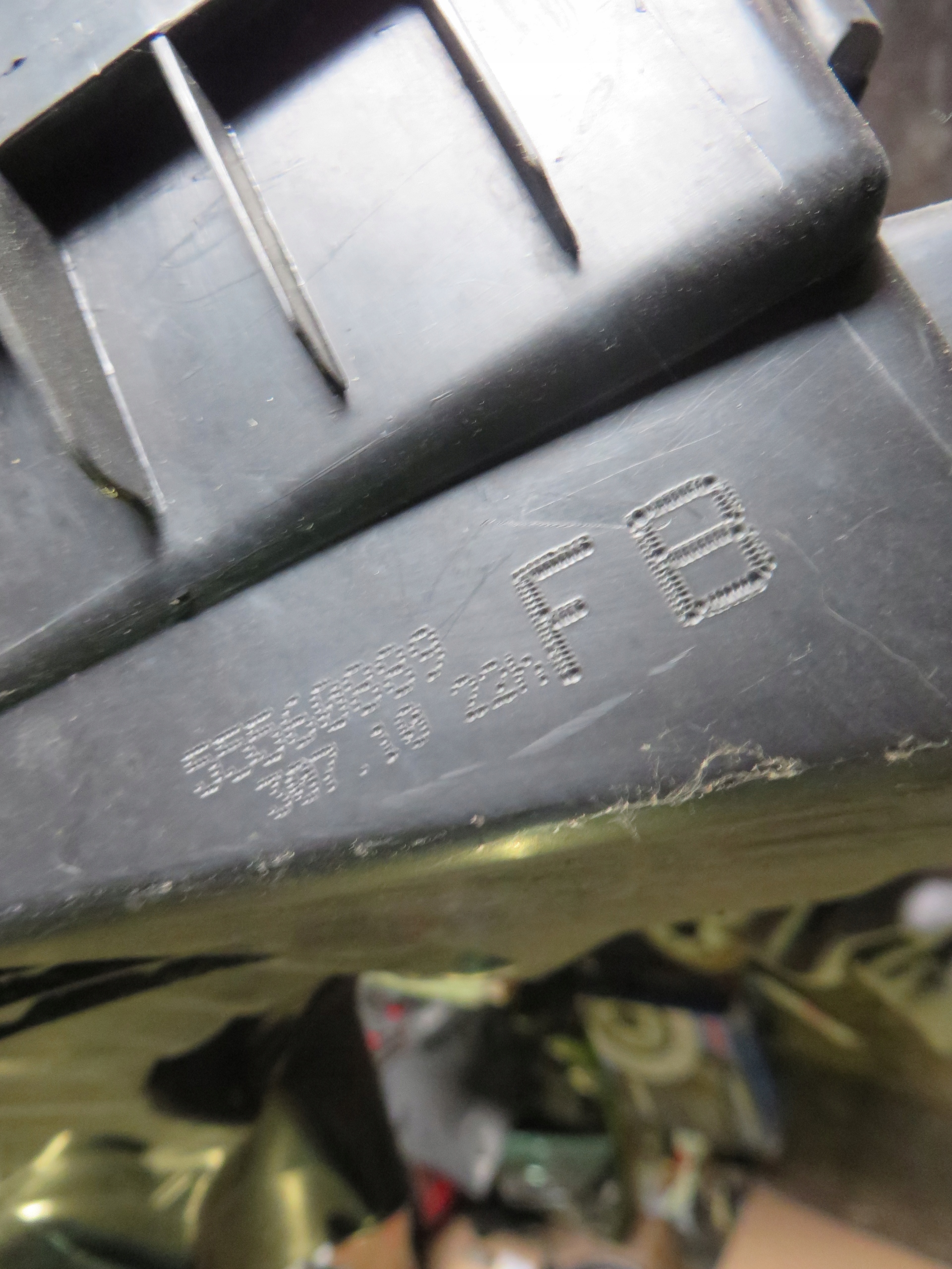 OPEL INSIGNIA A Gehäuse filter luft 55560889FB (D