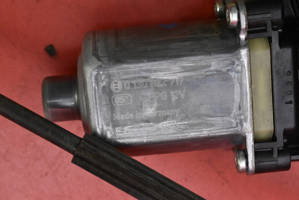 window regulator left front EU 5E0837461B SKODA OCTAVIA 3 III 17-20