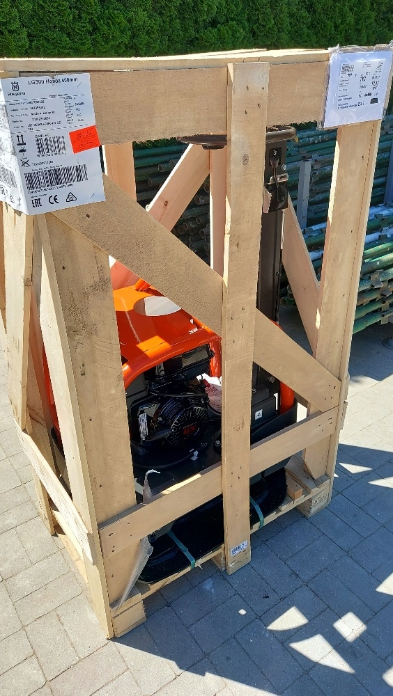 HUSQVARNA LG300 DWUKIERUNKOWA ZAGĘSZCZARKA 600 MM Marka inna marka